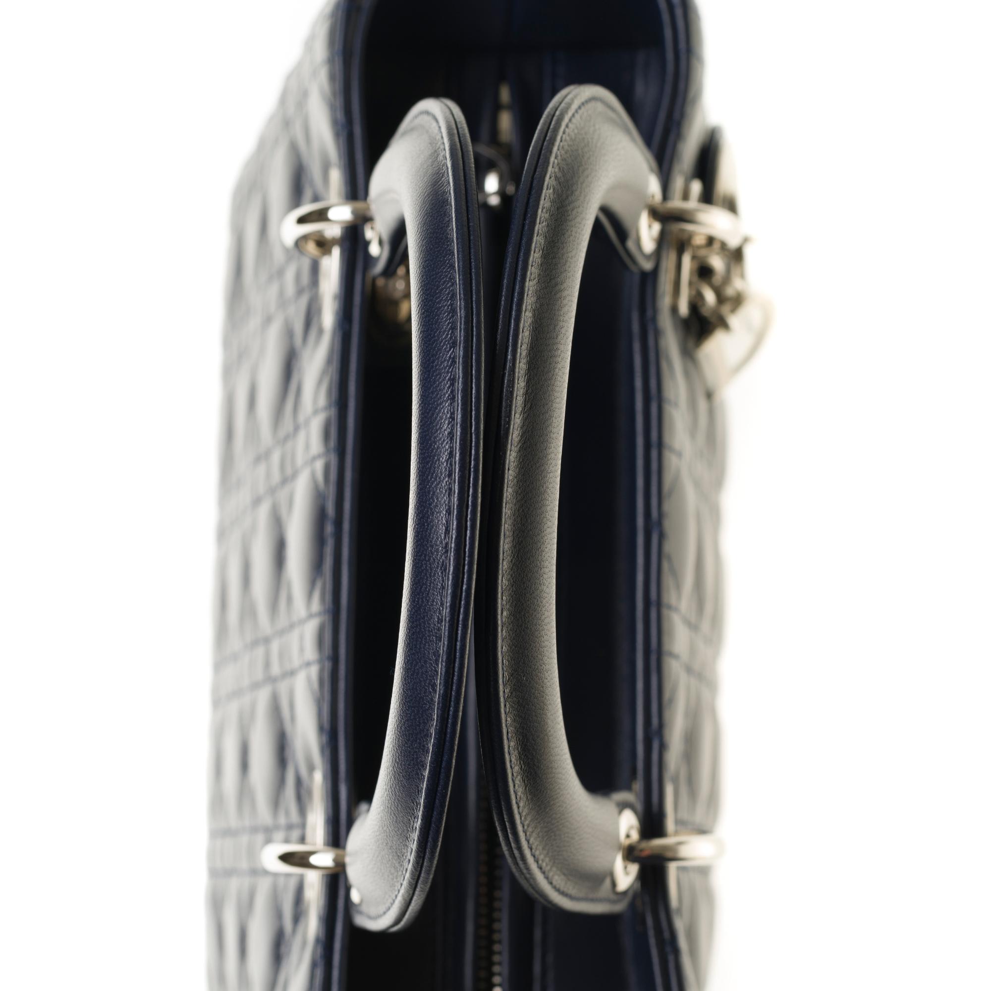  Christian Dior Lady Dior Medium size handbag in blue navy cannage leather, PHW 3