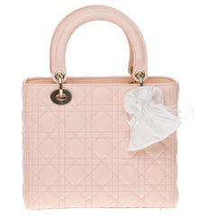 Christian Dior Lady Dior MM (Mittlere Größe) Handtasche in Rosa cannage Leder:: GHW