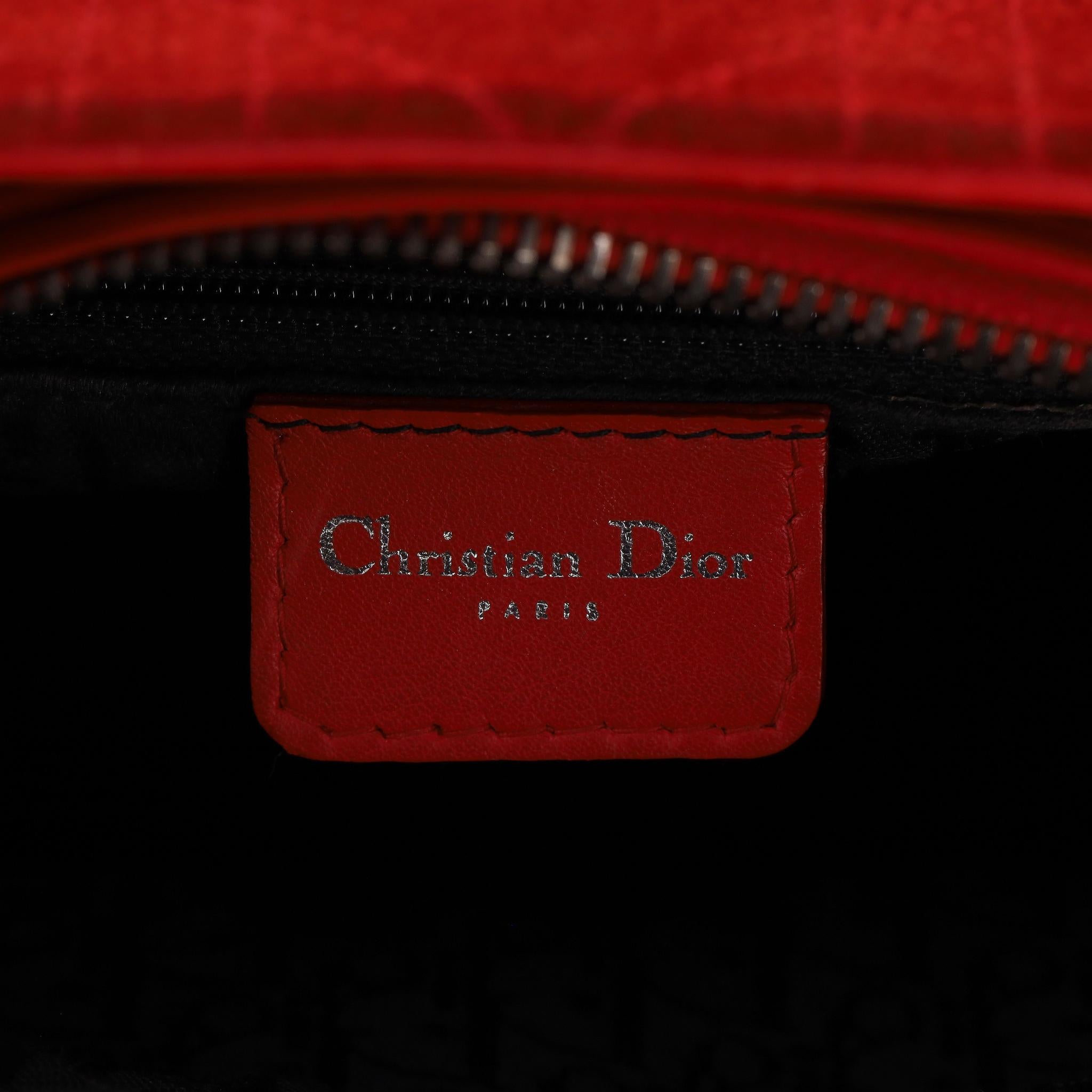 Christian Dior Stitch by Stitch by Stitch, sac moyen en daim en vente 6