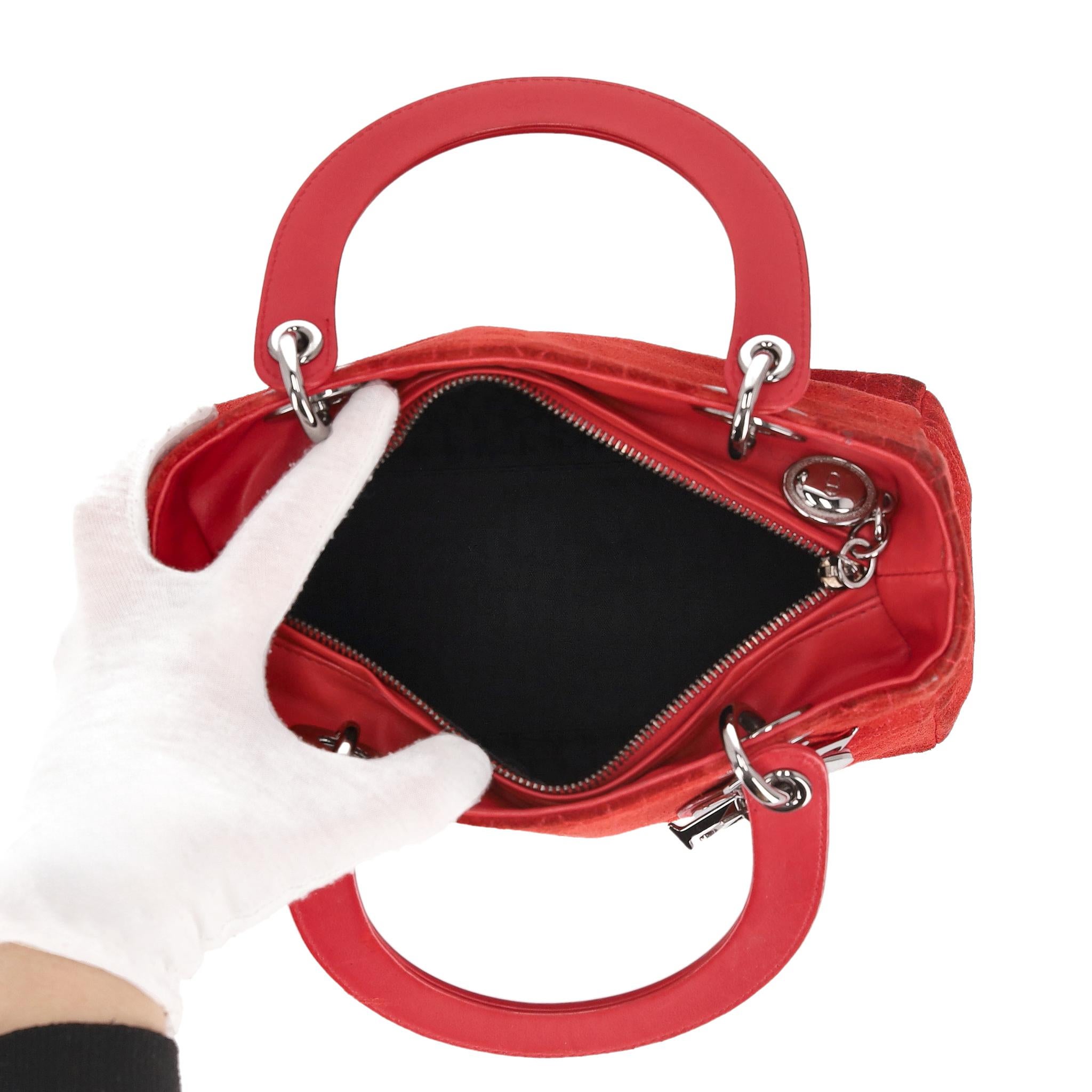 Christian Dior Stitch by Stitch by Stitch, sac moyen en daim en vente 2