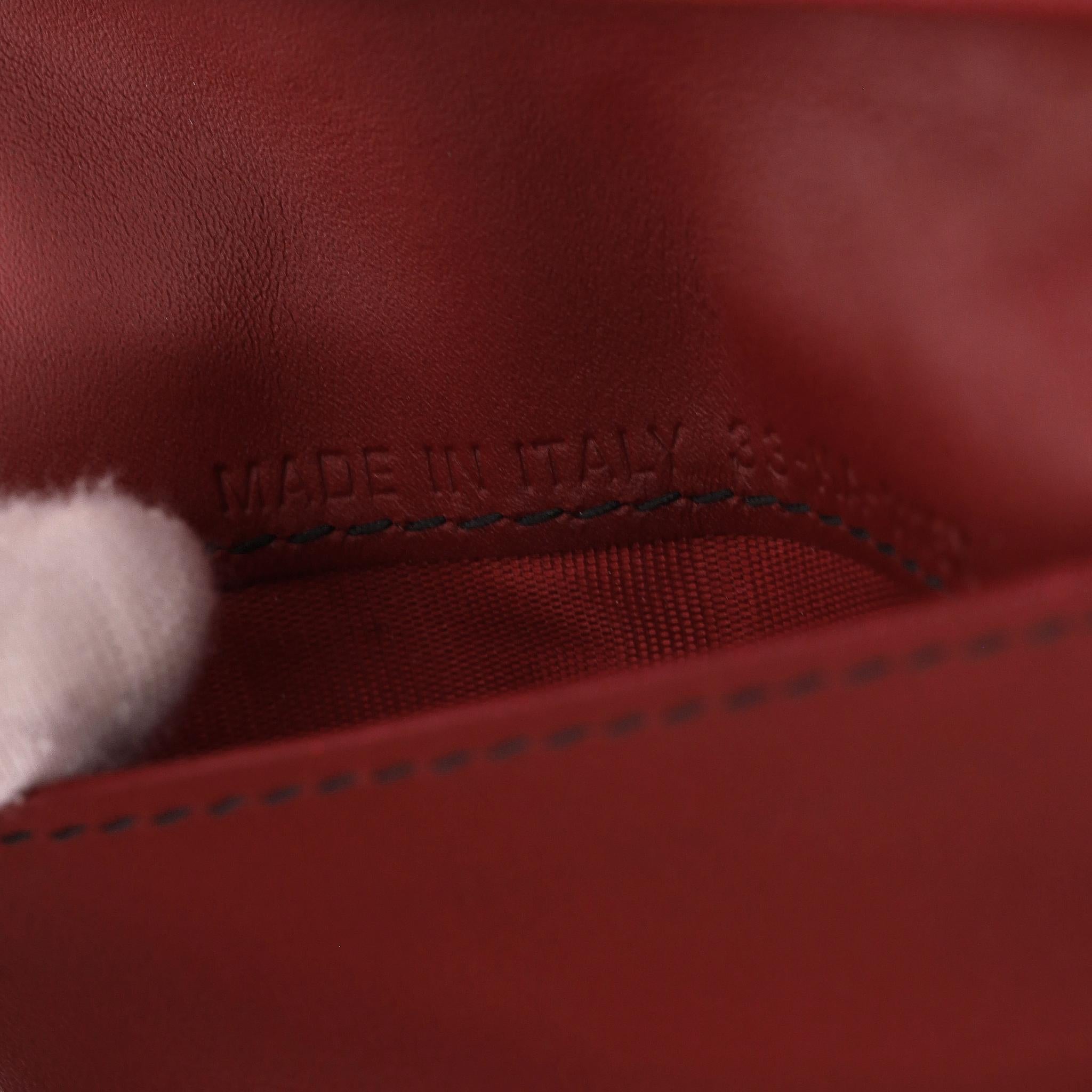 Christian Dior Portacarte con borchie in pelle di agnello Lady Dior in vendita 4