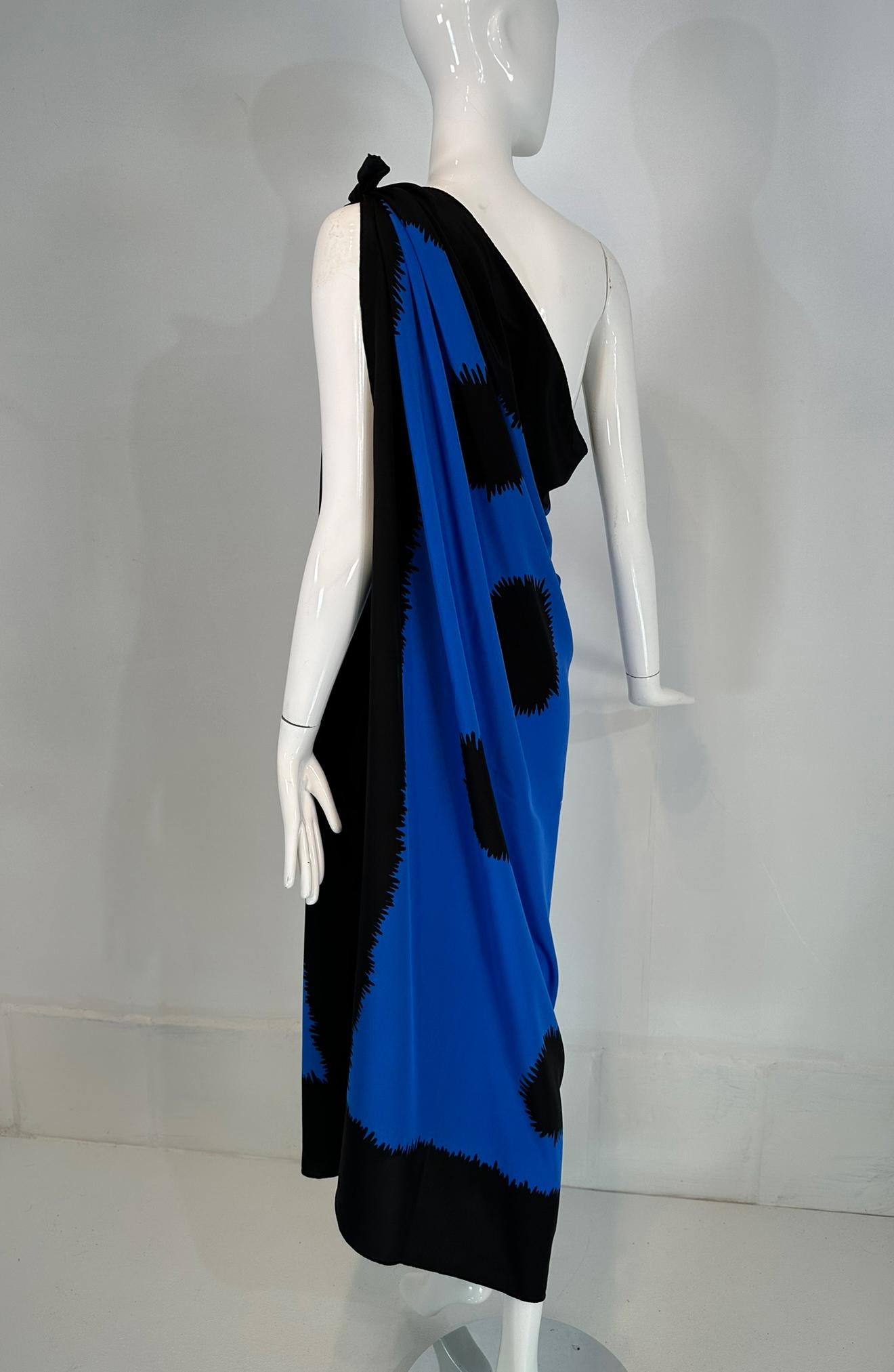 Women's or Men's Christian Dior Large Black & Blue Silk Starburst Design Shawl Wrap Scarf 54