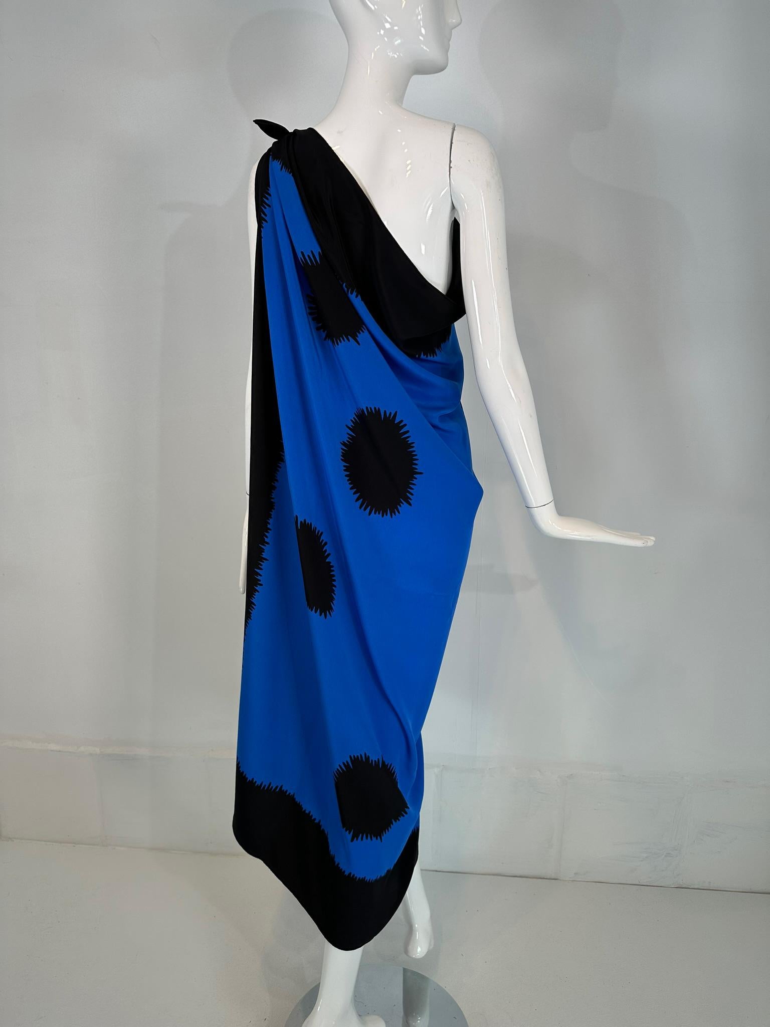 Christian Dior Large Black & Blue Silk Starburst Design Shawl Wrap Scarf 54