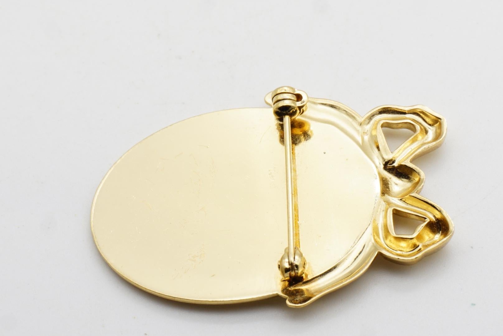 CHRISTIAN DIOR Großes Schwarzes Logo Oval Anhänger Schleife Abzeichen Gold Pin Brosche im Angebot 7