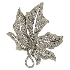 Christian Dior 
leaf
 brooch