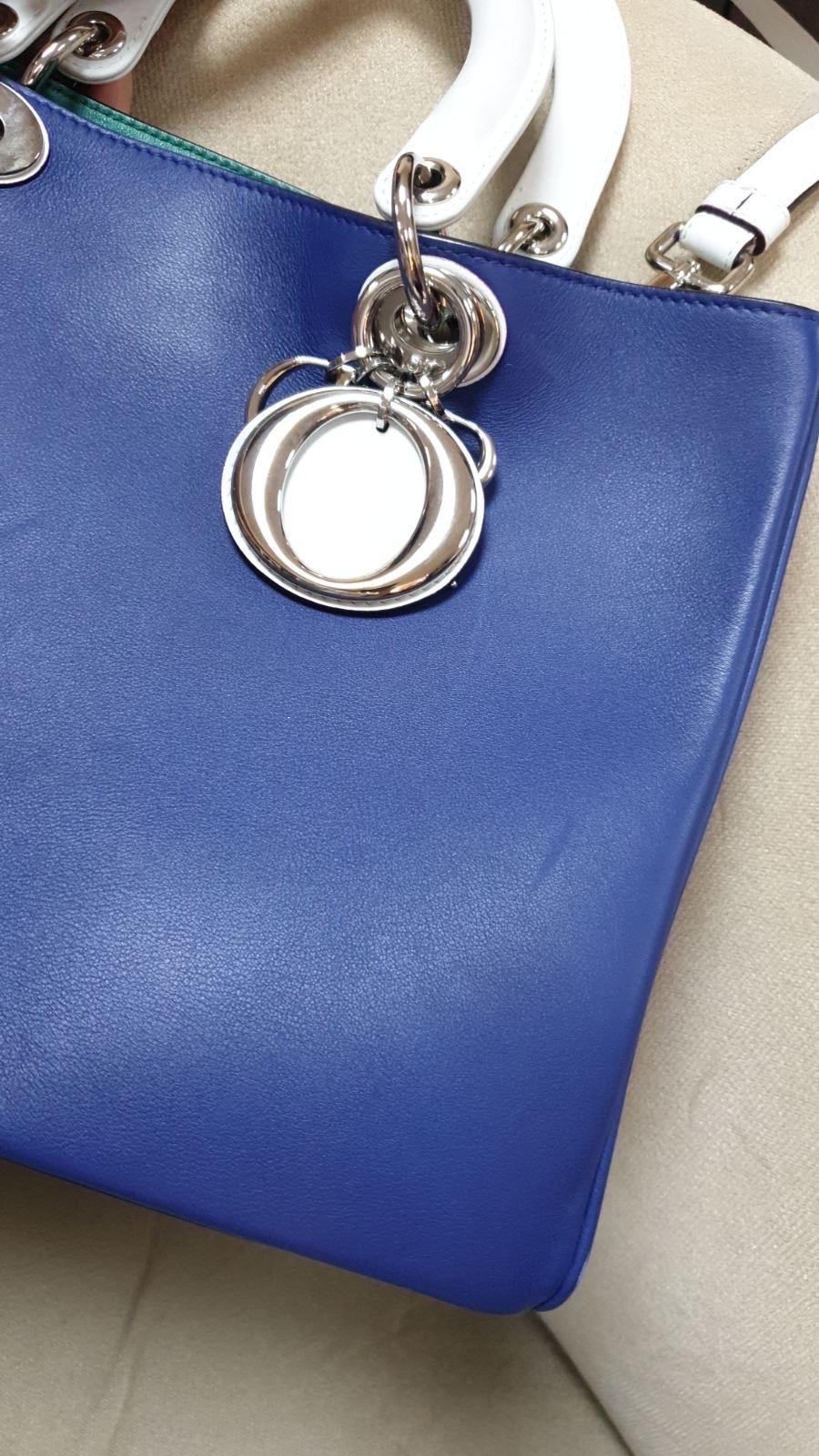 Christian Dior Leder Navy/Weiß Medium Diorissimo Tote im Angebot 4