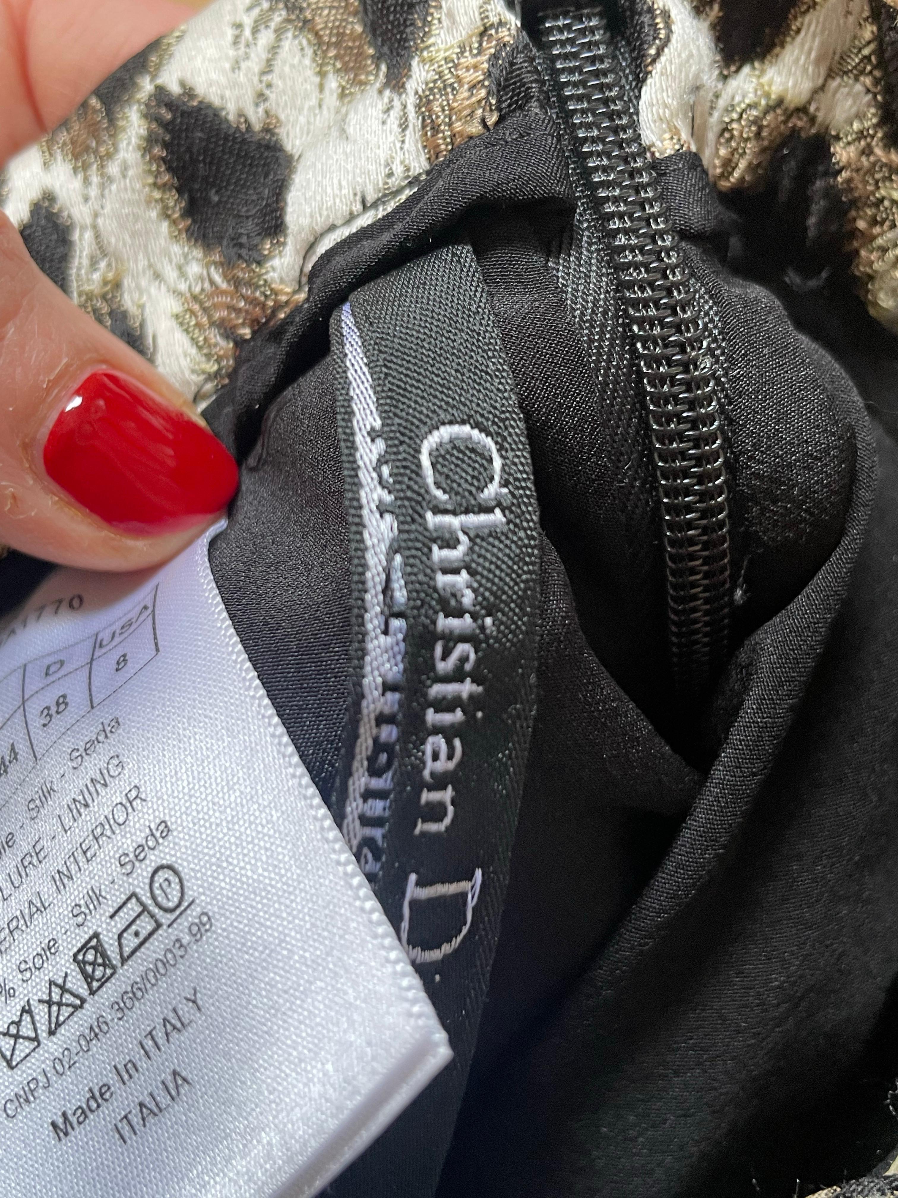 CHRISTIAN DIOR. Falda de leopardo en seda. Negro en venta