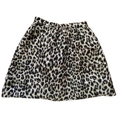 CHRISTIAN DIOR. Leopard leopard skirt in silk.