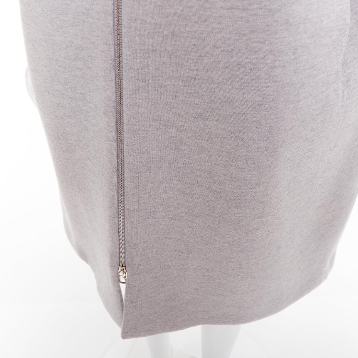 CHRISTIAN DIOR Cappotto a mezza manica in jersey di lana grigio chiaro FR36 S in vendita 4