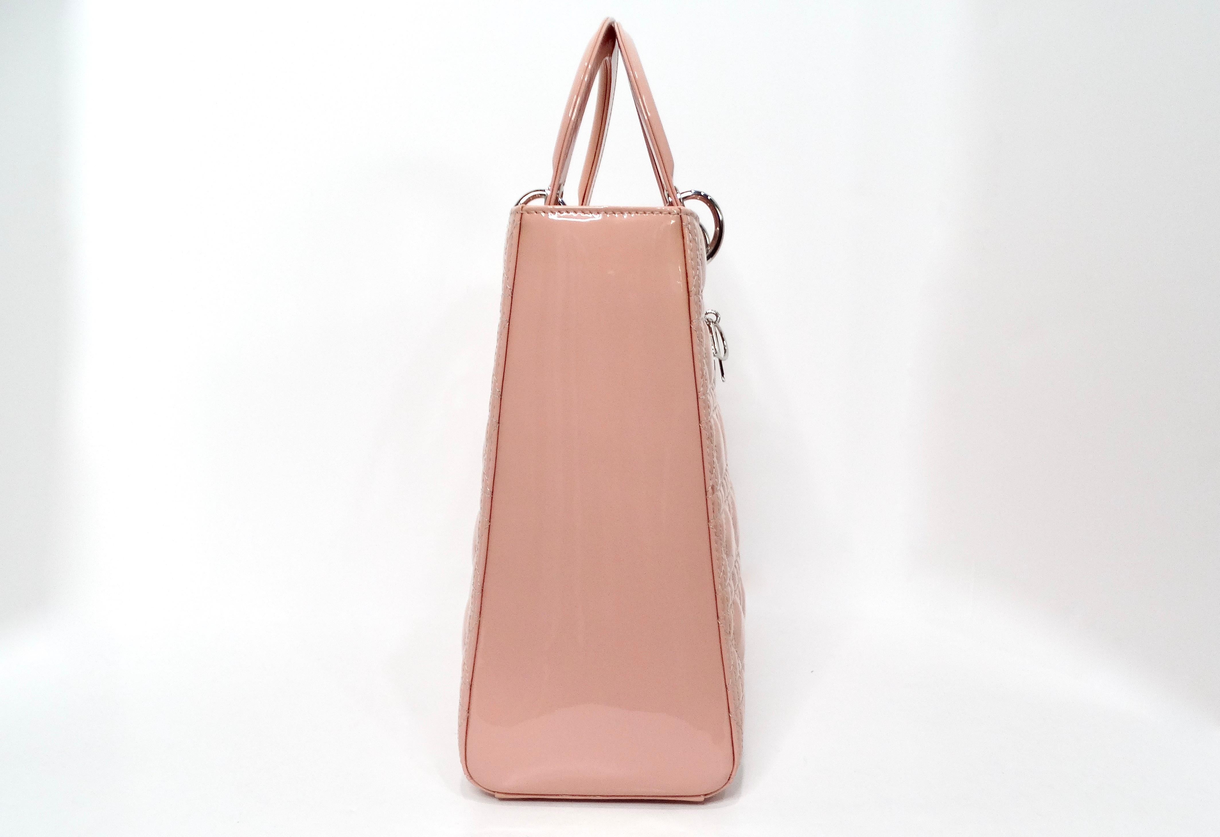 da uomo o donna Christian Dior Light Pink Patent Cannage Large Lady Dior Handbag in vendita