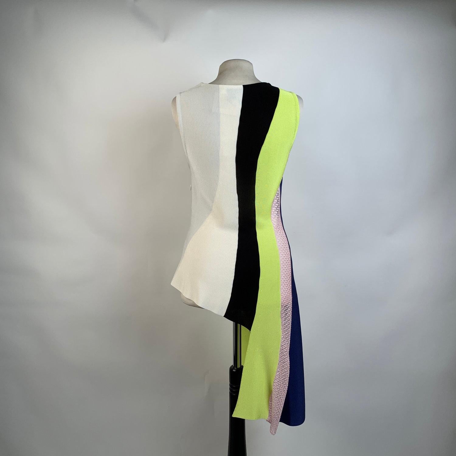 Christian Dior Light Weight Knit Color Block Asymmetric Top Size S  In Excellent Condition In Rome, Rome