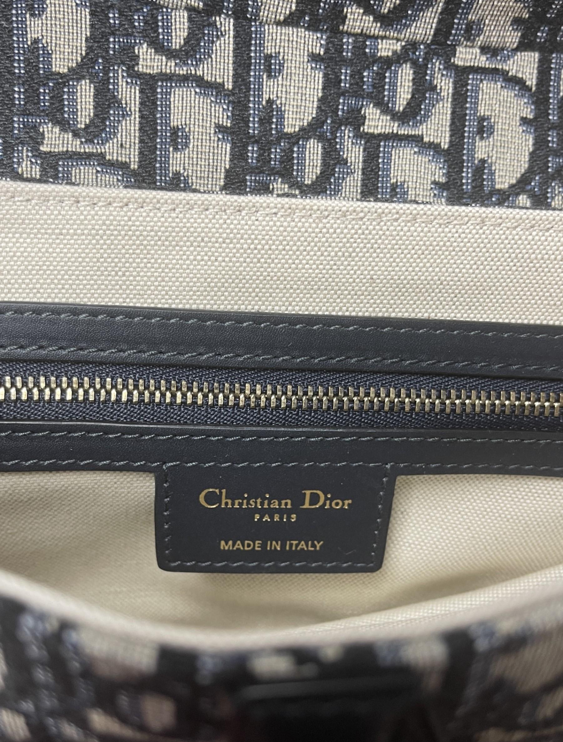 Christian Dior LIKE NEW Blue Oblique Monogram Canvas Saddle Bag In Excellent Condition In New York, NY
