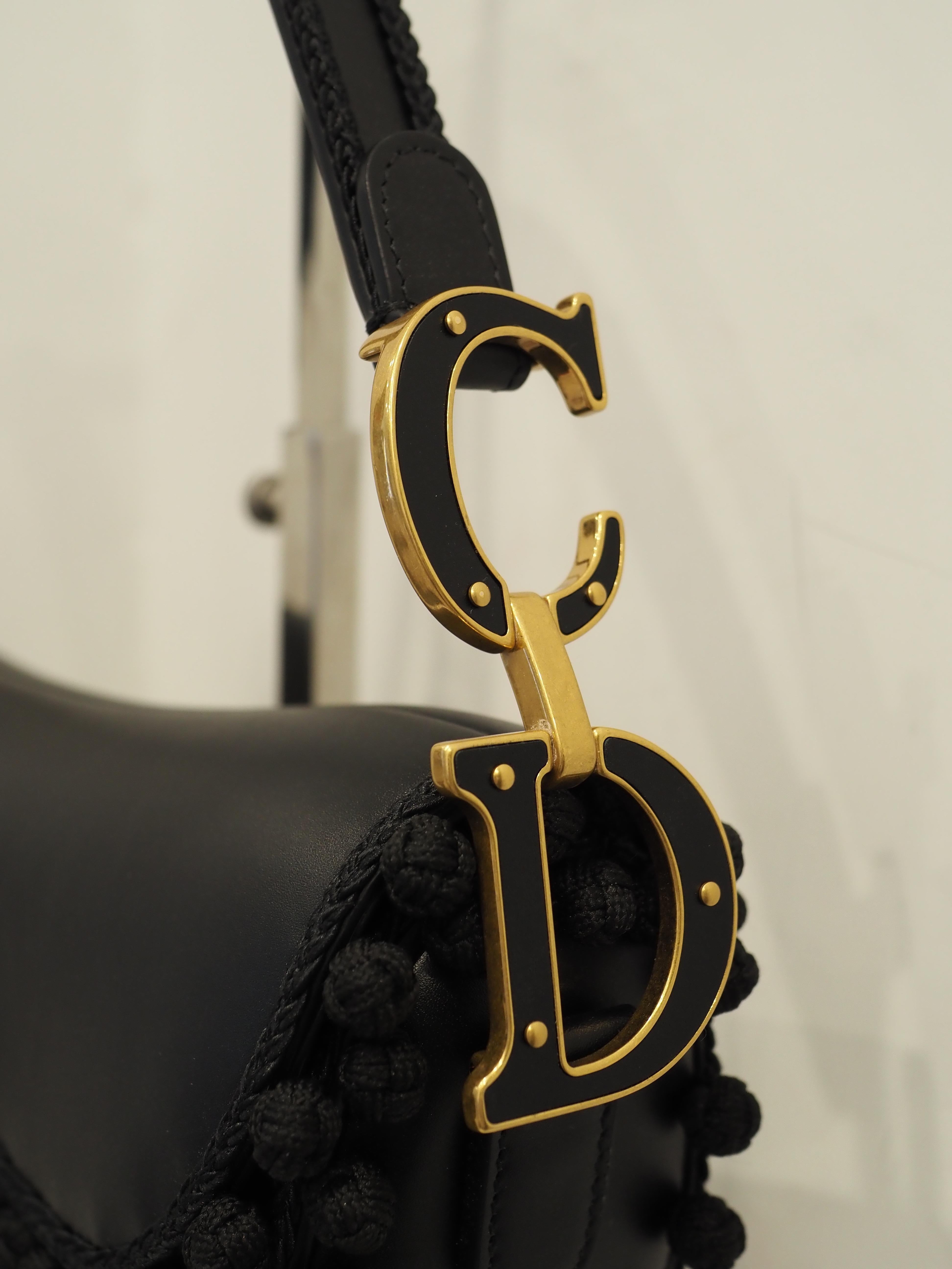 Christian Dior Limited Edition Schwarzer Leder- Pom Pom-Sattel aus Leder 7