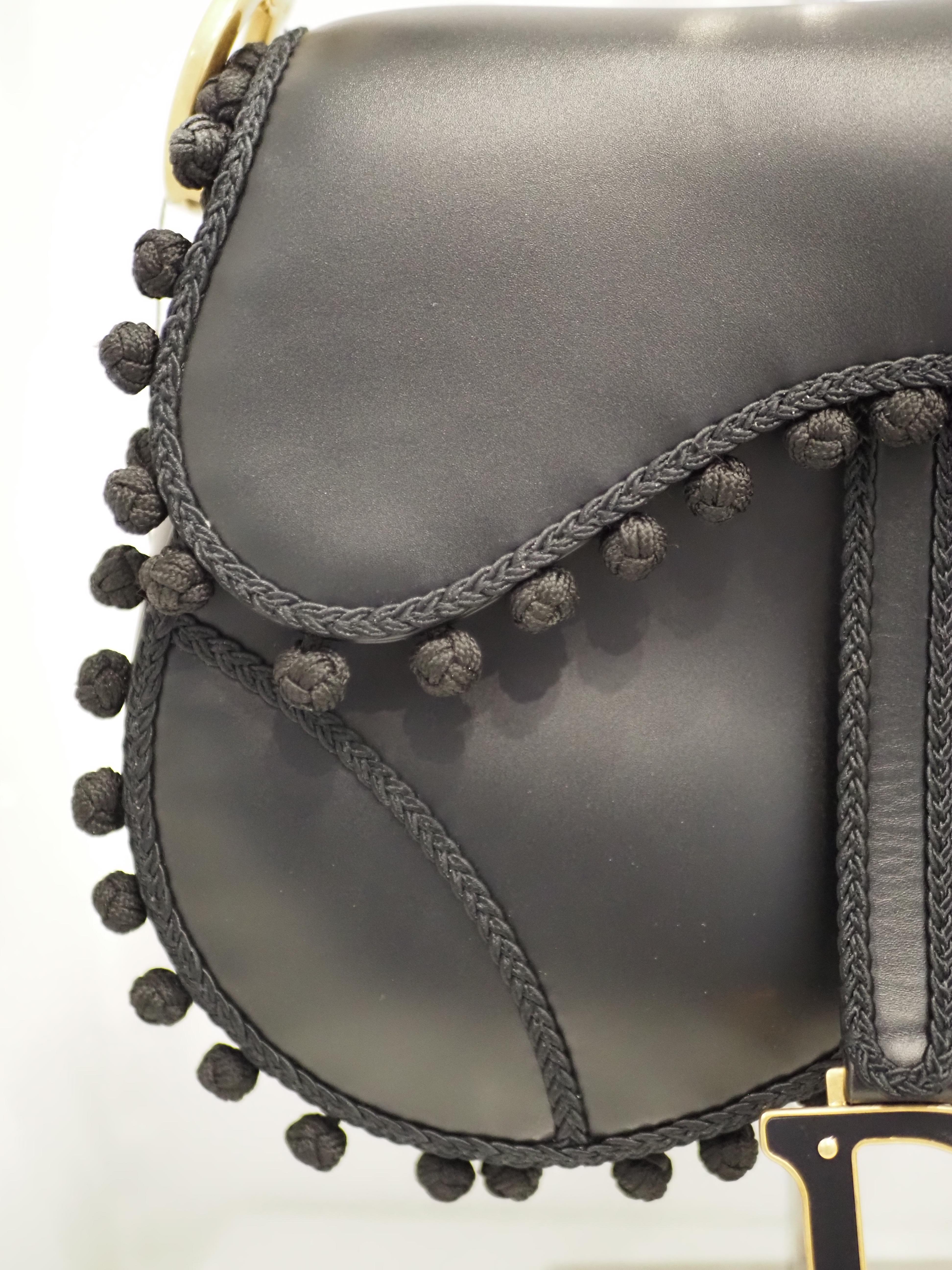 Christian Dior Limited Edition Schwarzer Leder- Pom Pom-Sattel aus Leder 4