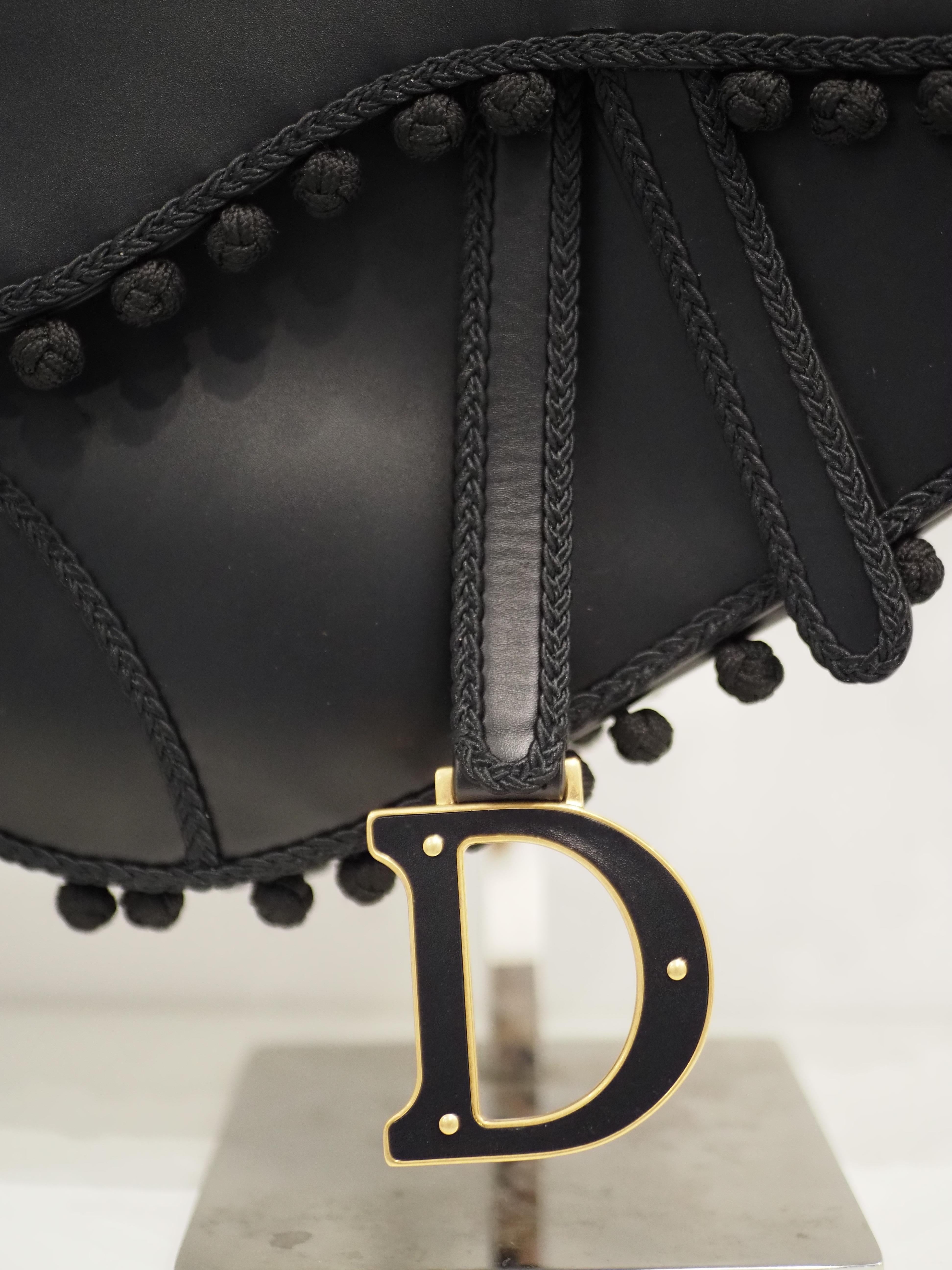 Christian Dior Limited Edition Schwarzer Leder- Pom Pom-Sattel aus Leder 5