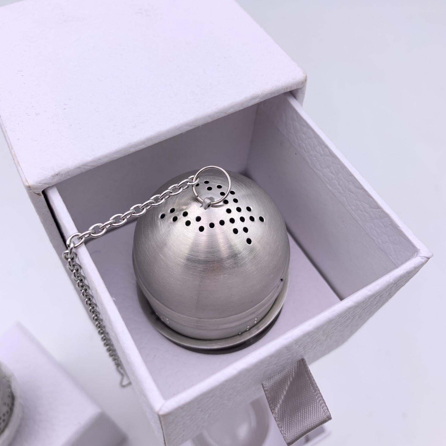 Christian Dior Limited Edition Tea Time Silver Metal Tea Infuser Set For Sale 2