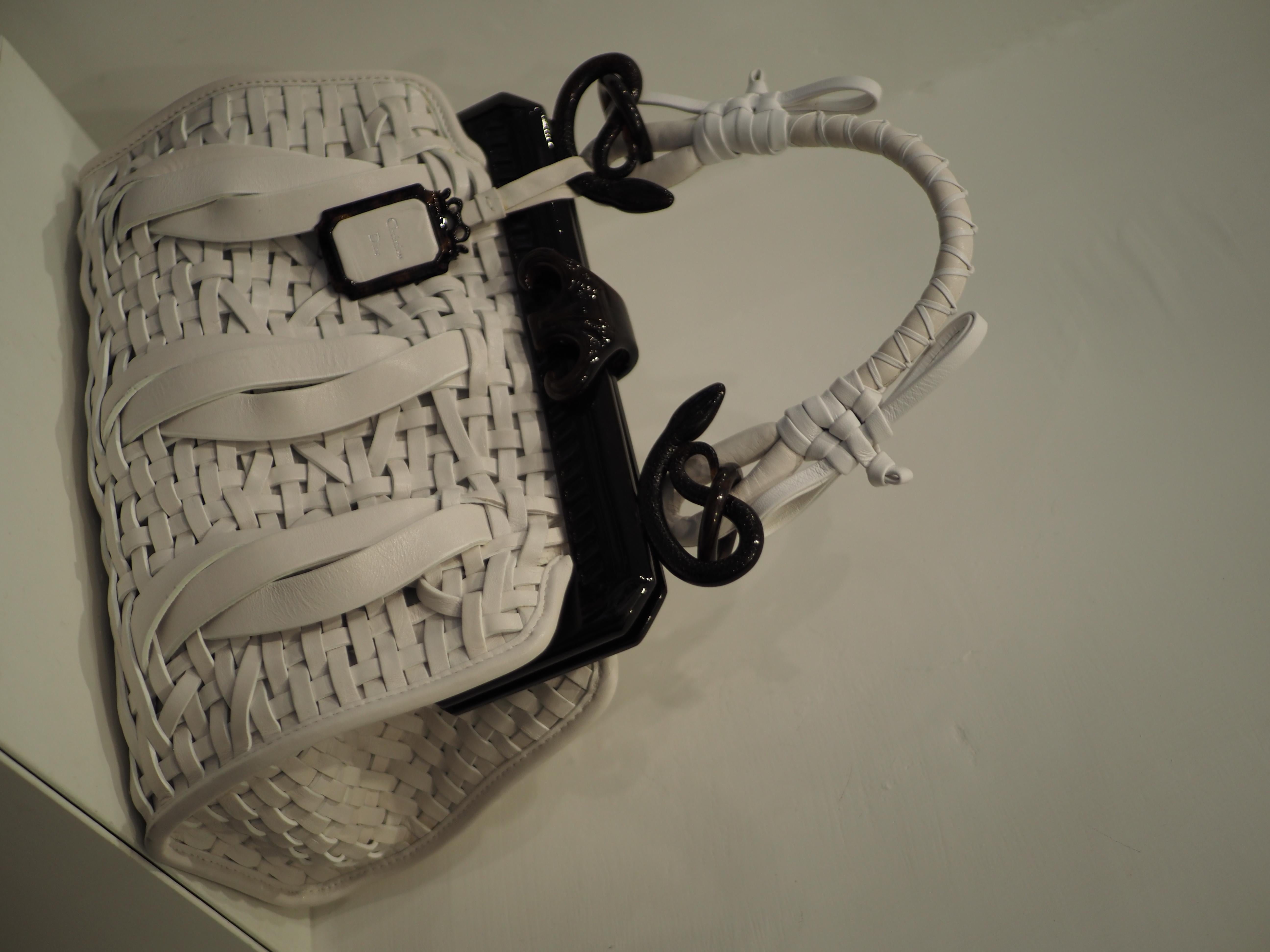 Christian Dior Limited Edition white and black samourai handle bag NWOT In New Condition In Capri, IT