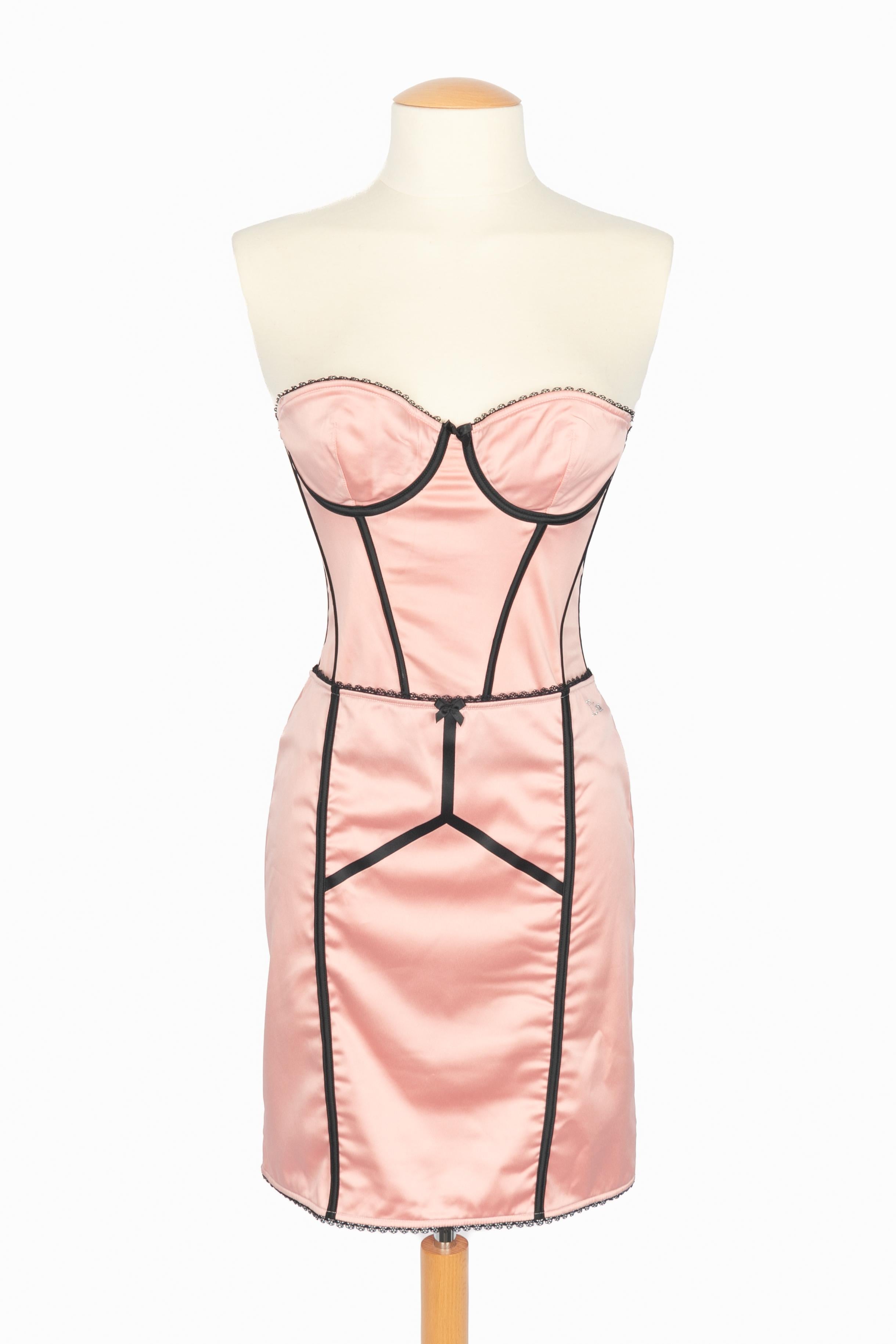 Conjunto de lencería Christian Dior en venta 9