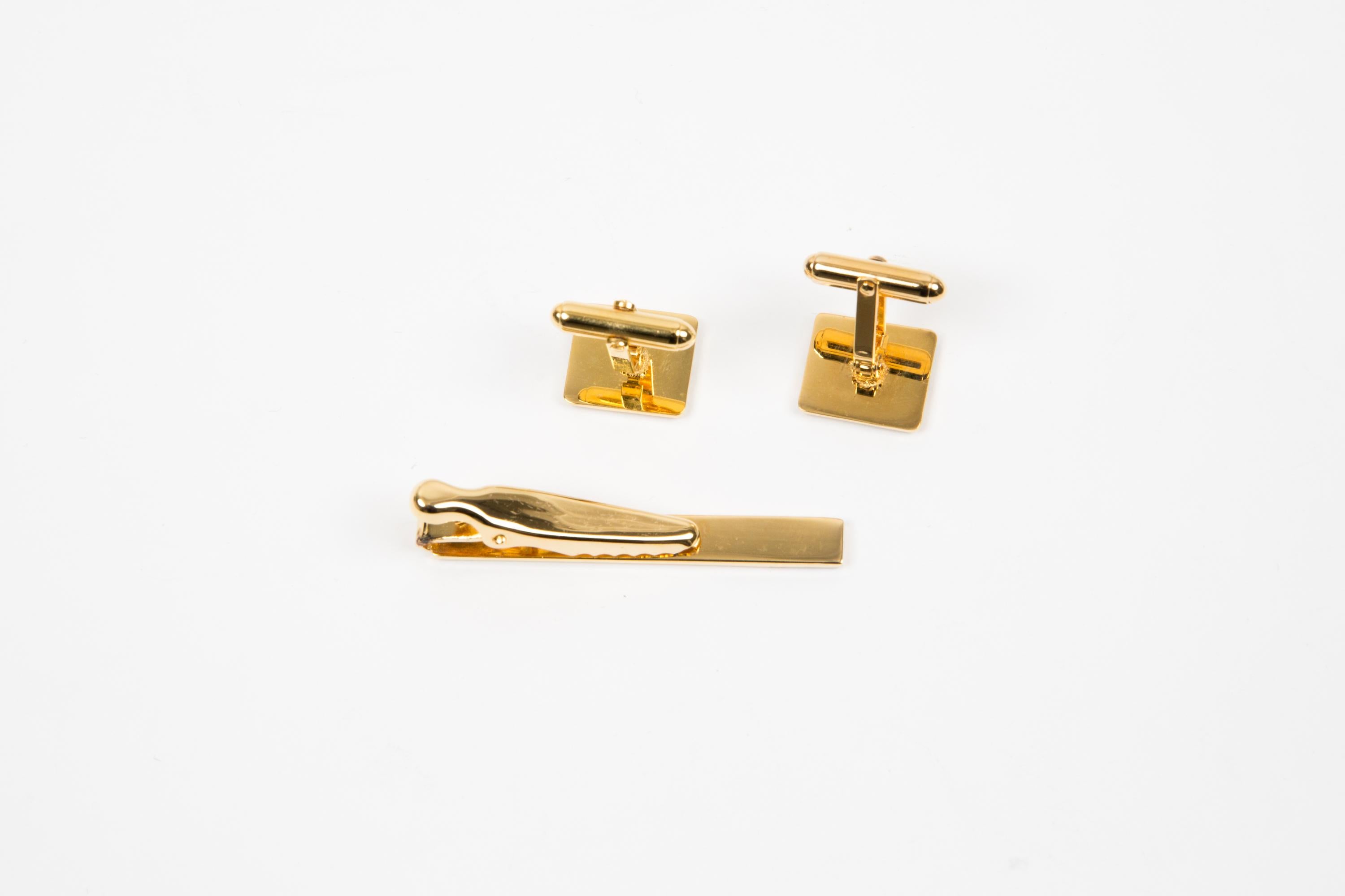 Set de boutons de manchette et pince à cravate bicolore avec logo Christian Dior Bon état - En vente à Paris, FR