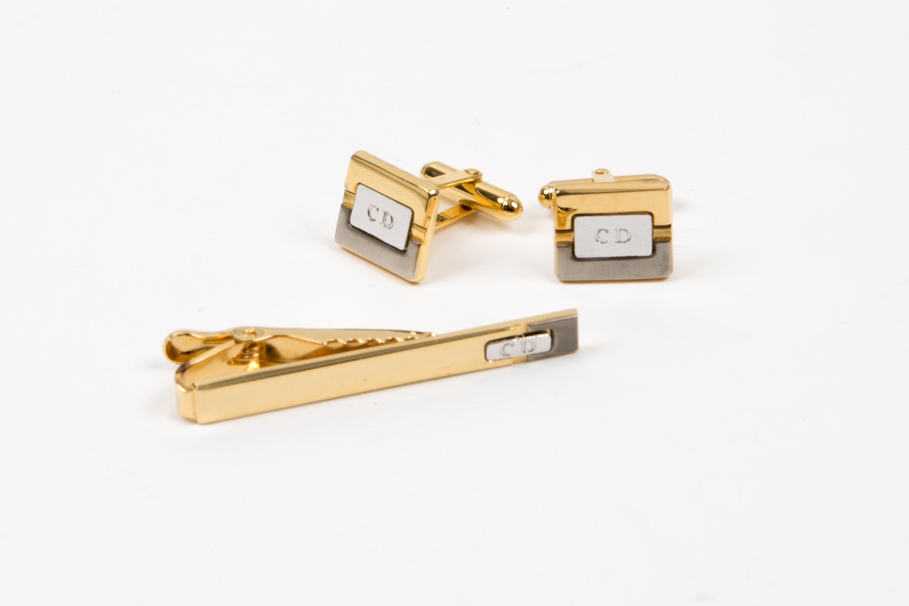 Set de boutons de manchette et pince à cravate bicolore avec logo Christian Dior en vente 2