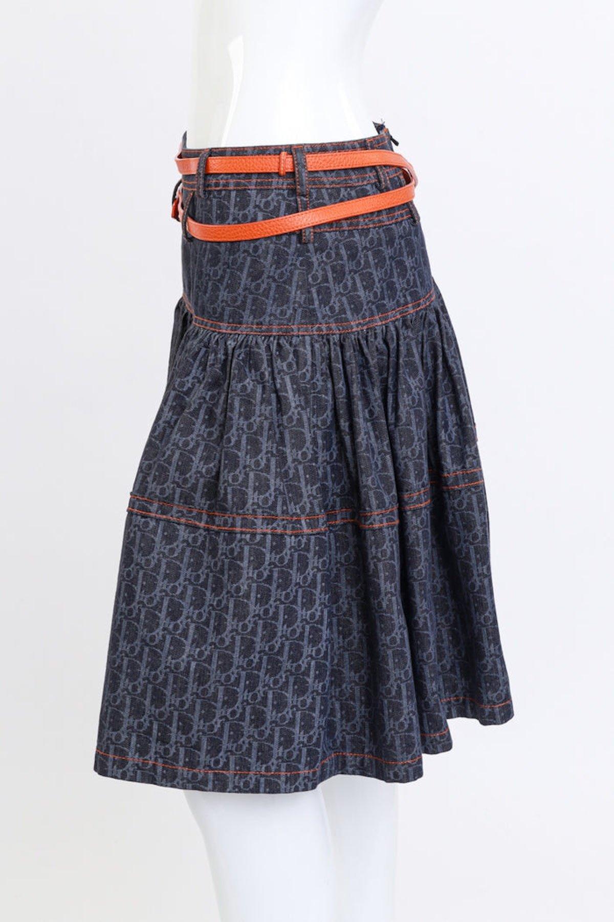 Black Christian Dior Logo Denim Flight Trotter Tiered Skater Skirt (S/M) For Sale
