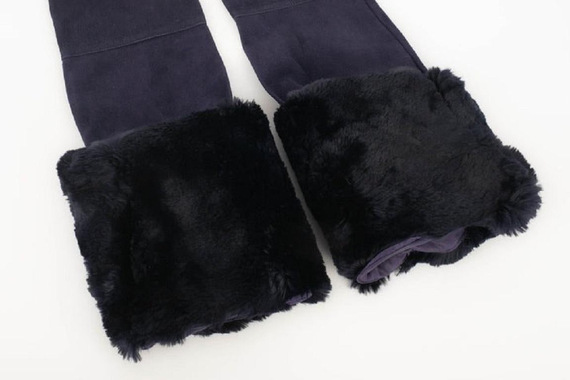 Christian Dior Long Purple Inside-Out Leather Gloves In Excellent Condition For Sale In SAINT-OUEN-SUR-SEINE, FR
