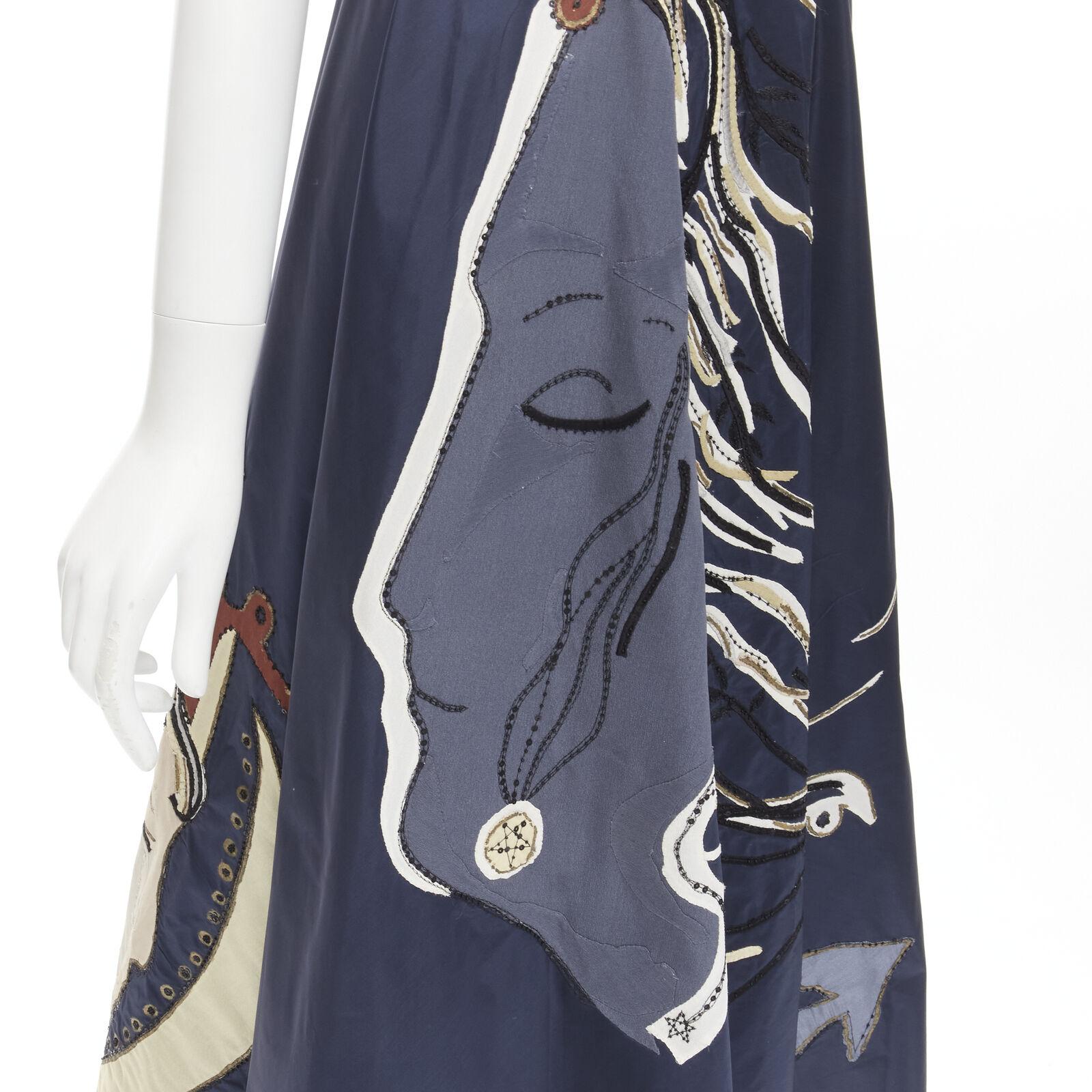 CHRISTIAN DIOR Look 33 100% silk face dove hand embroidered gown FR36 S
Reference: AAWC/A00044
Brand: Christian Dior
Designer: Maria Grazia Chiuri
Collection: Trunk Show Look 33 - Runway
Material: 100% Silk
Color: Navy
Pattern: