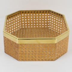 Centrotavola con cesto in lucite, metallo e rattan di Christian Dior, circa 1970