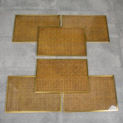 Sets de table ou chargeurs en lucite, osier et laiton de Christian Dior, 6 pièces