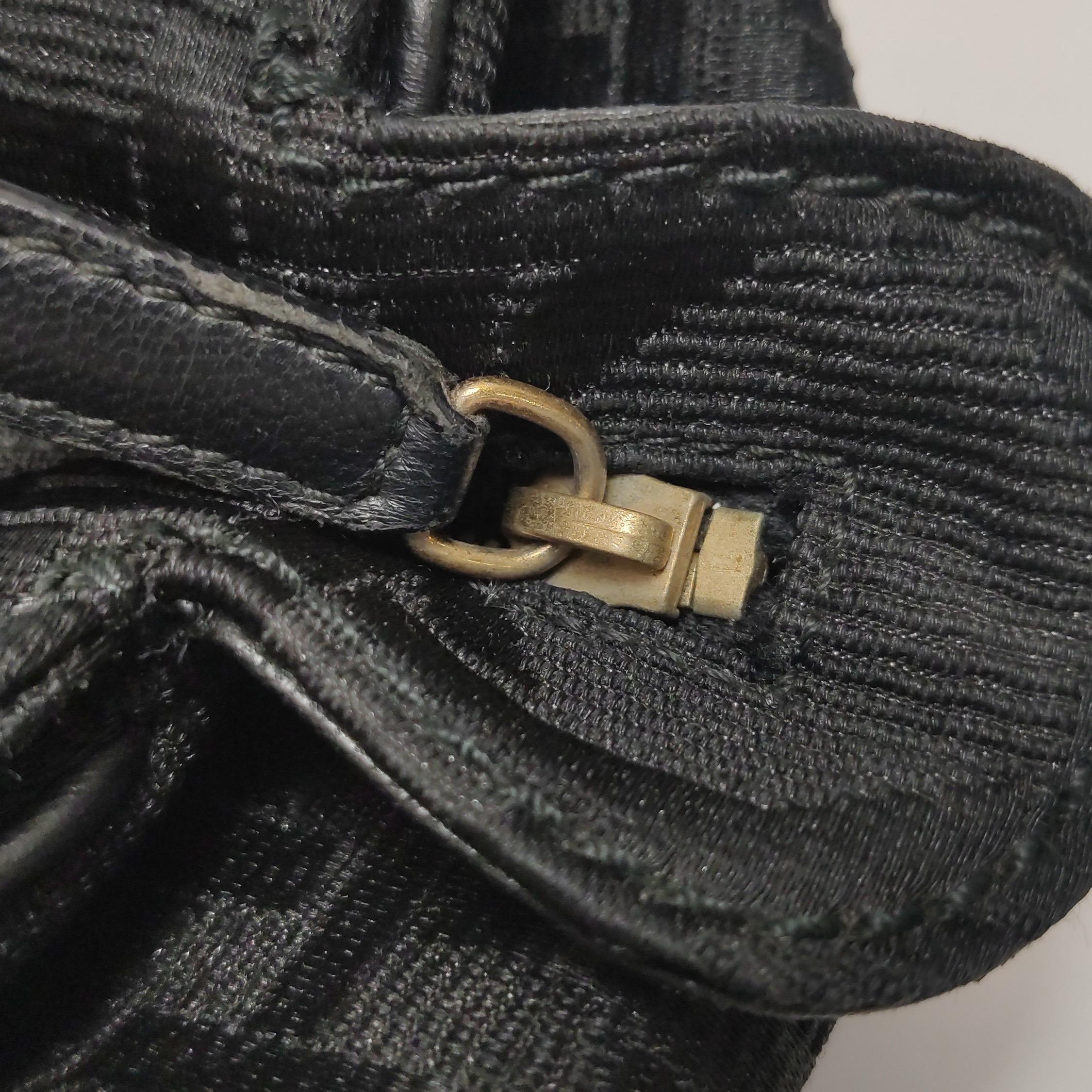 Christian Dior Macros Borsa in tela con rivestimento in cannage in nero in vendita 9