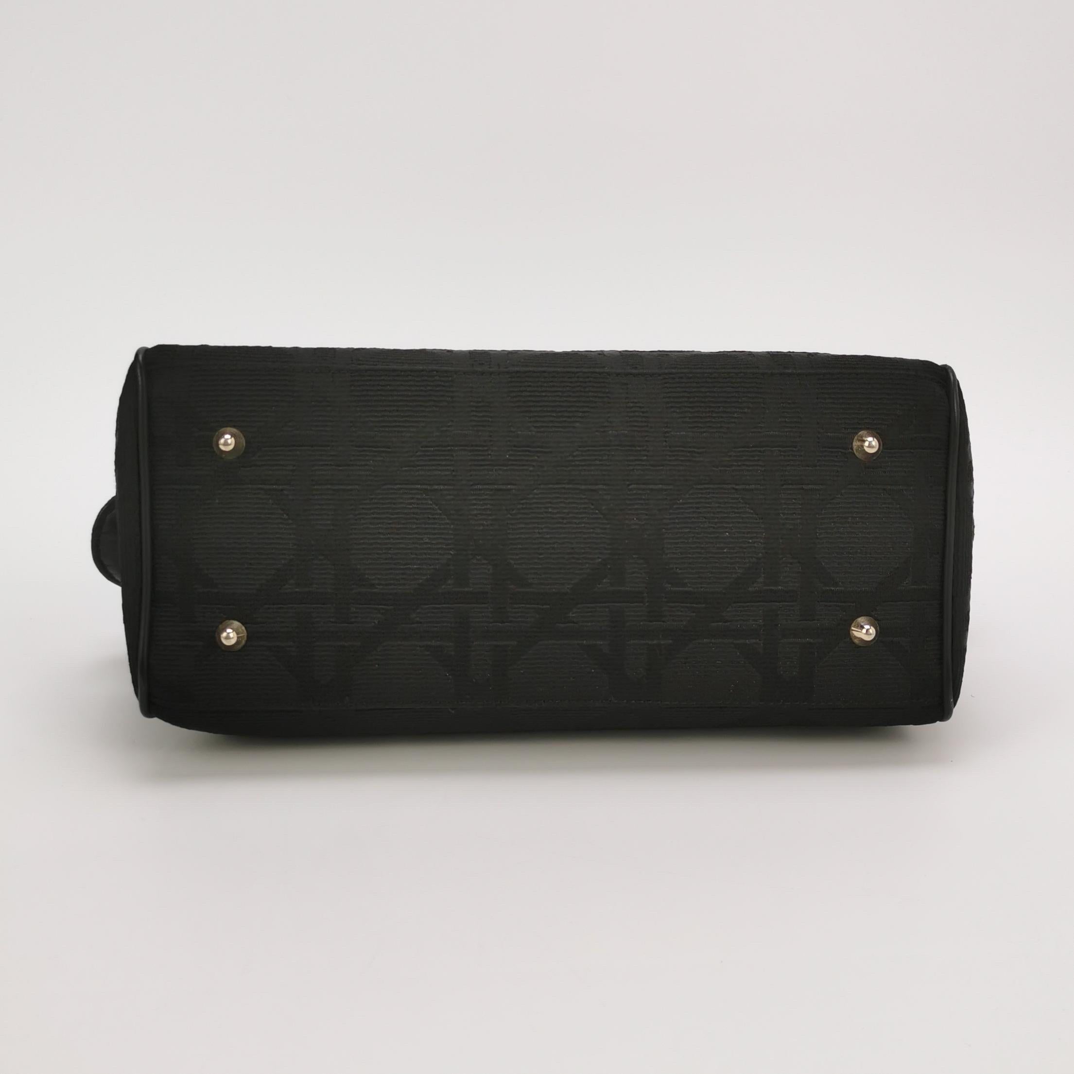 Christian Dior Macros Borsa in tela con rivestimento in cannage in nero in vendita 3