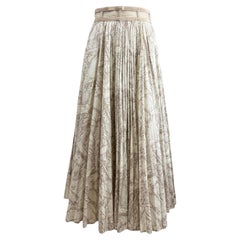 Christian Dior Maria Grazia Chiuri Resort 2022 pleated nude cotton skirt