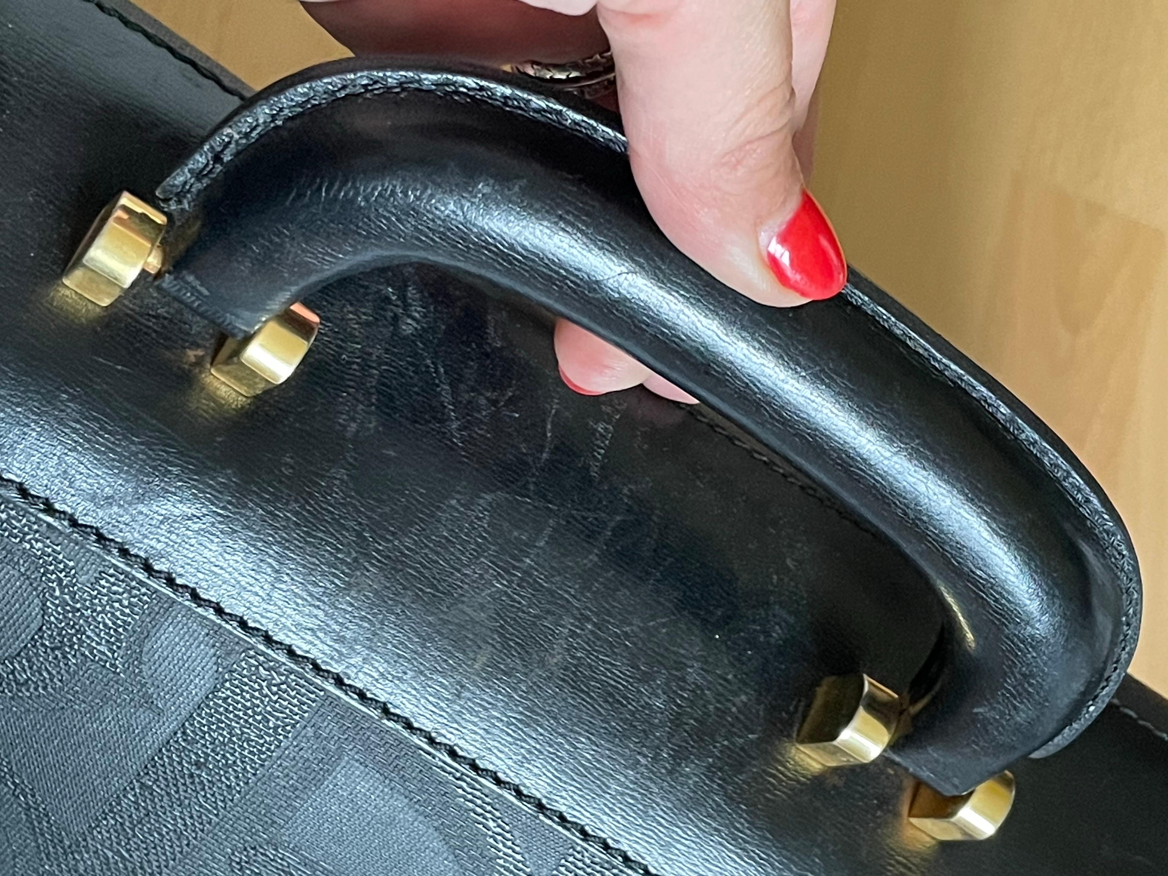 CHRISTIAN DIOR Mallette de transport pour vêtements Maxi monogramme Pour femmes en vente