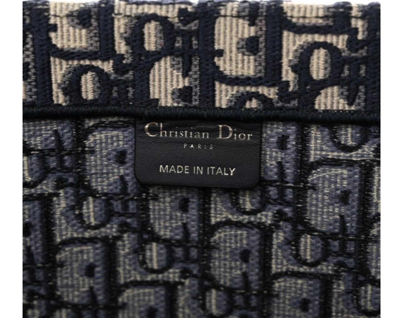 Christian Dior  Medium Oblique Book Tote, Black & White For Sale 7
