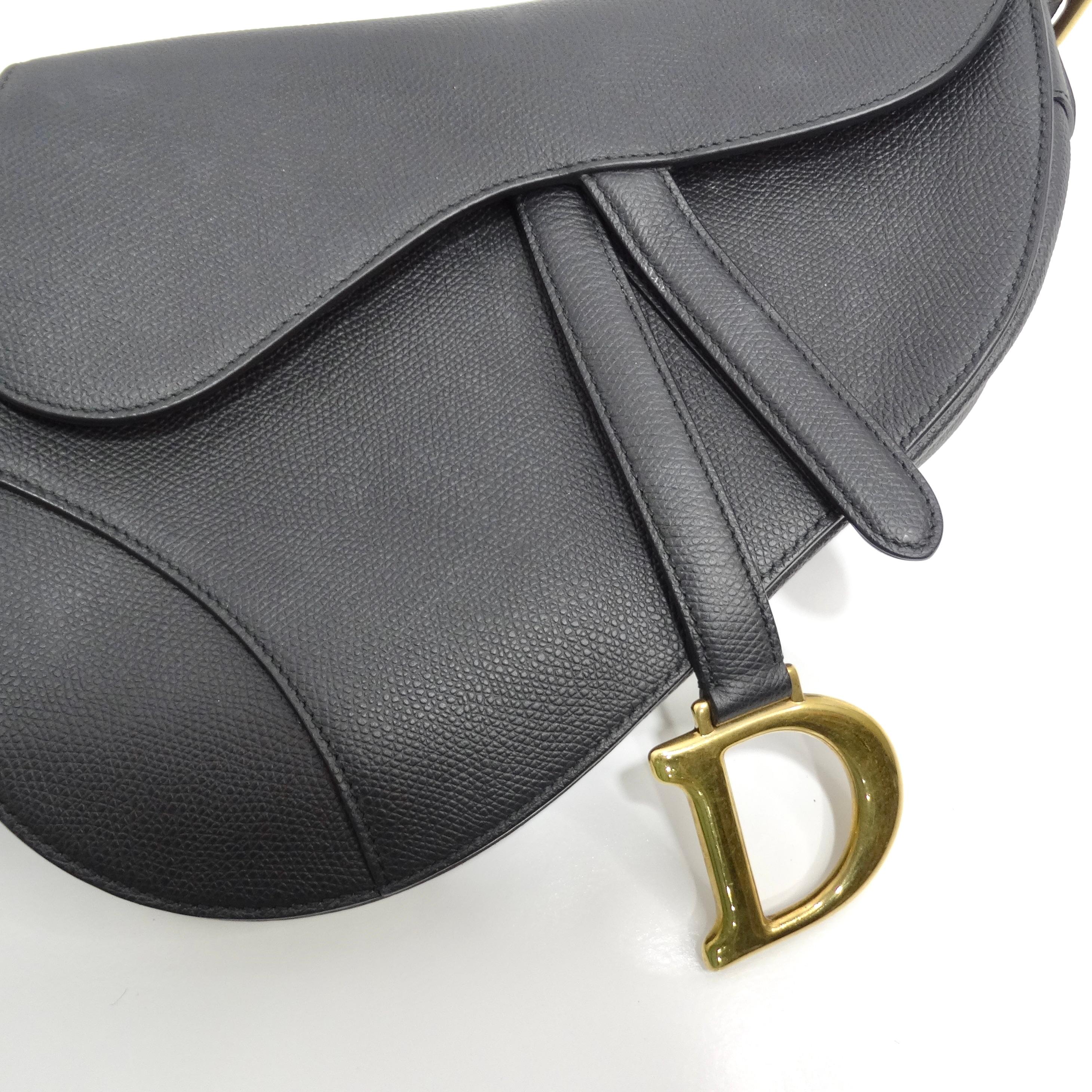 Christian Dior Medium Saddle Bag in Black Calfskin In Good Condition For Sale In Scottsdale, AZ