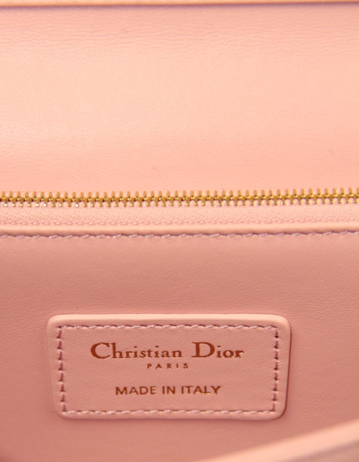 Christian Dior Sac à bandoulière Miss Dior rose cannage matelassé à poignée supérieure en vente 3