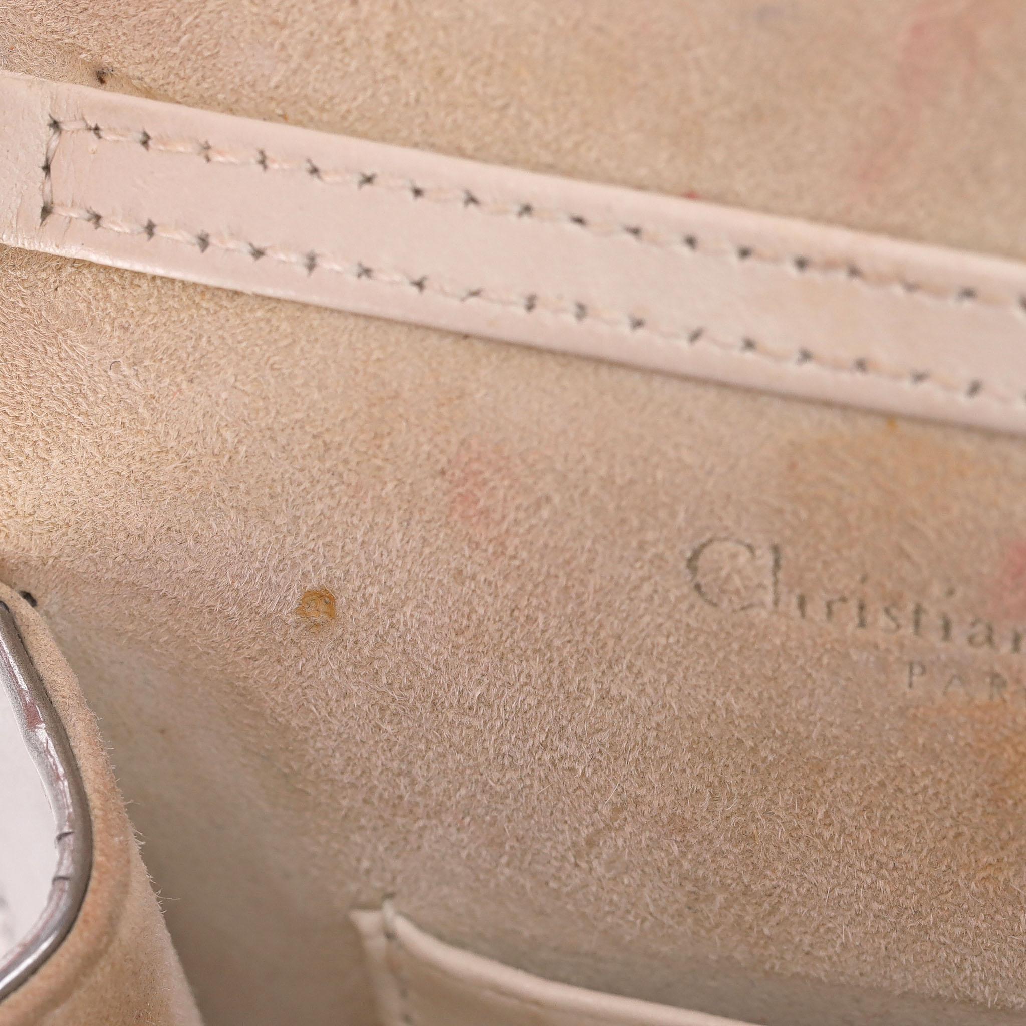 Christian Dior - Borsa verticale Diorama con borchie in pelle di vitello cannage metallizzato in vendita 6
