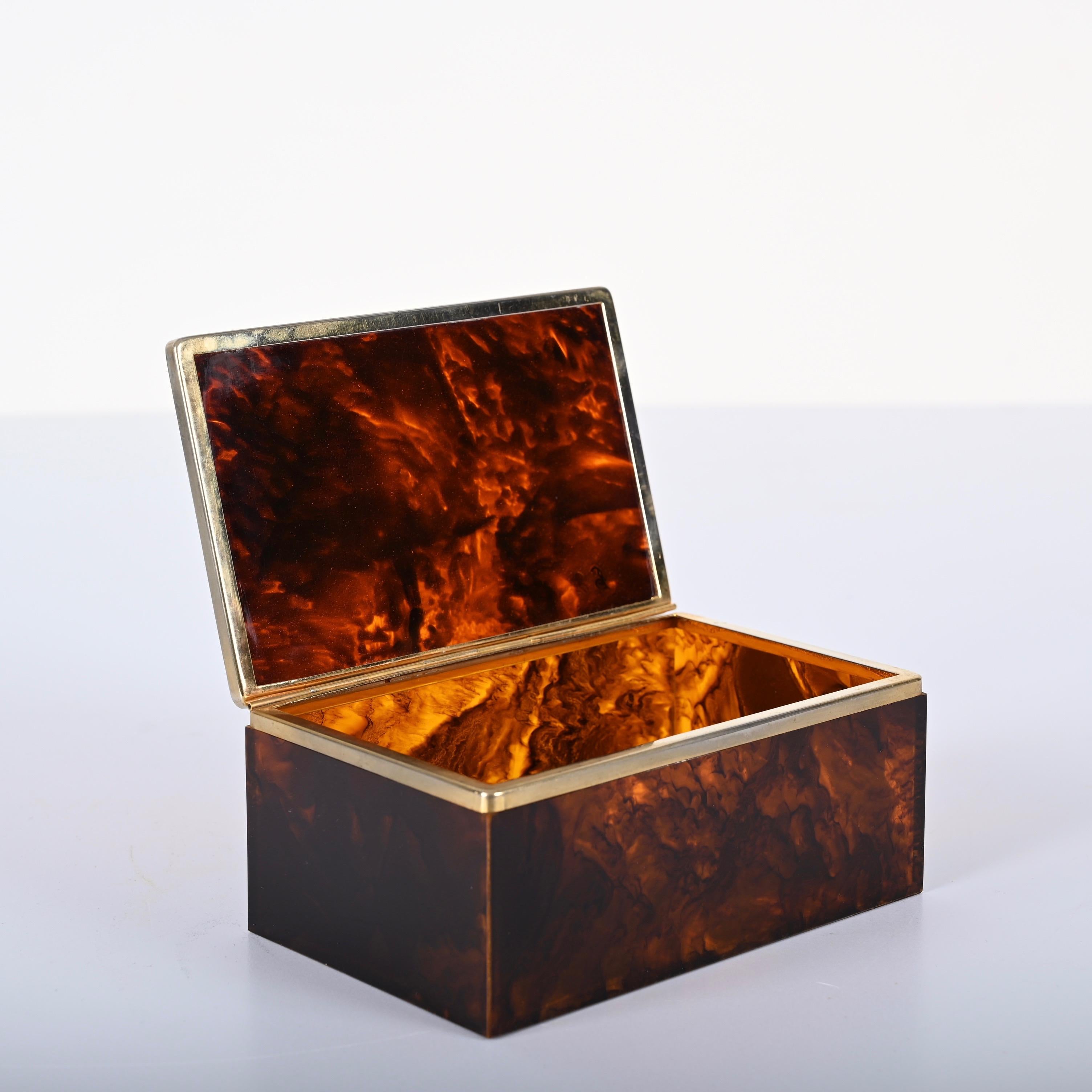 Dior Mid-Century Lucite Tortoiseshell Effect and Brass Jewelry Box, Italy 1970s For Sale 4