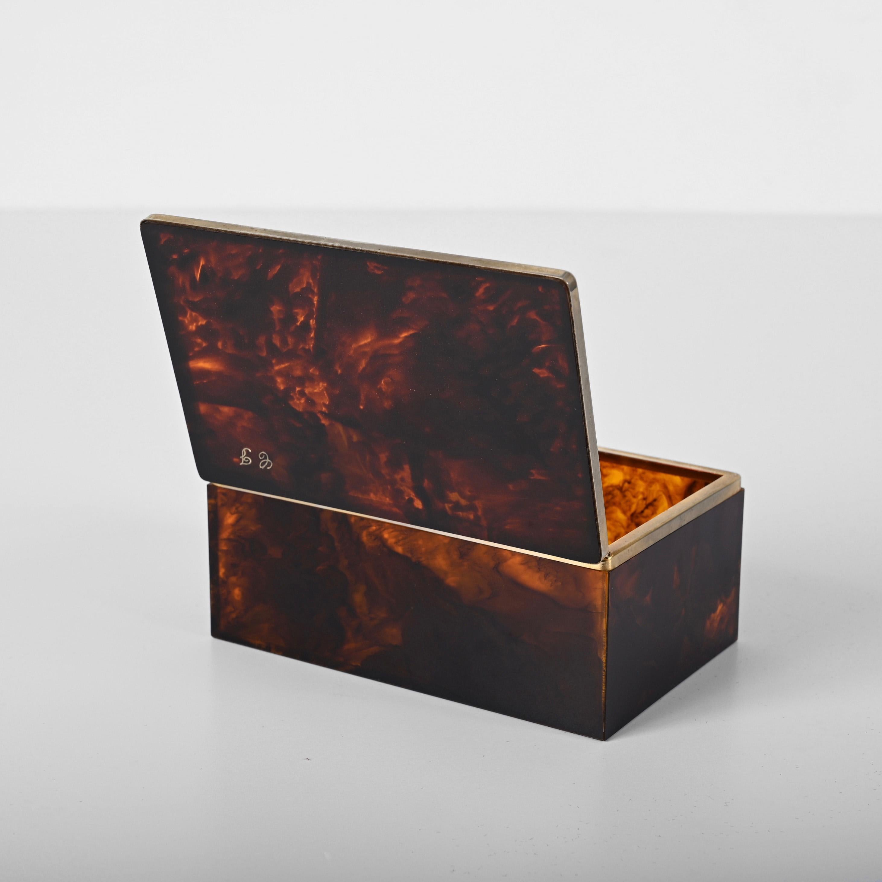 Italian Dior Mid-Century Lucite Tortoiseshell Effect and Brass Jewelry Box, Italy 1970s For Sale