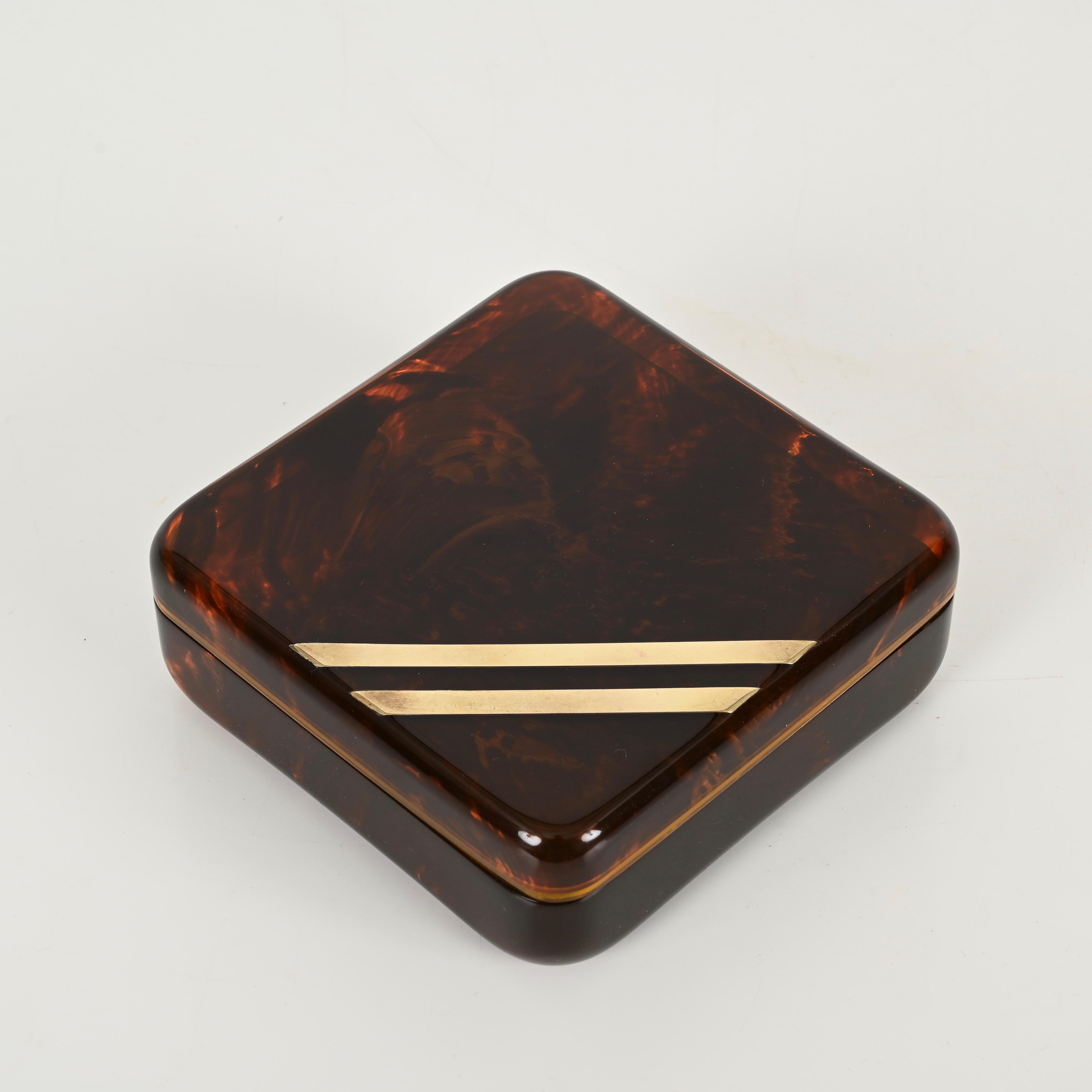 Christian Dior Midcentury Lucite Tortoiseshell Effect and Brass Jewelry Box 1970 For Sale 2