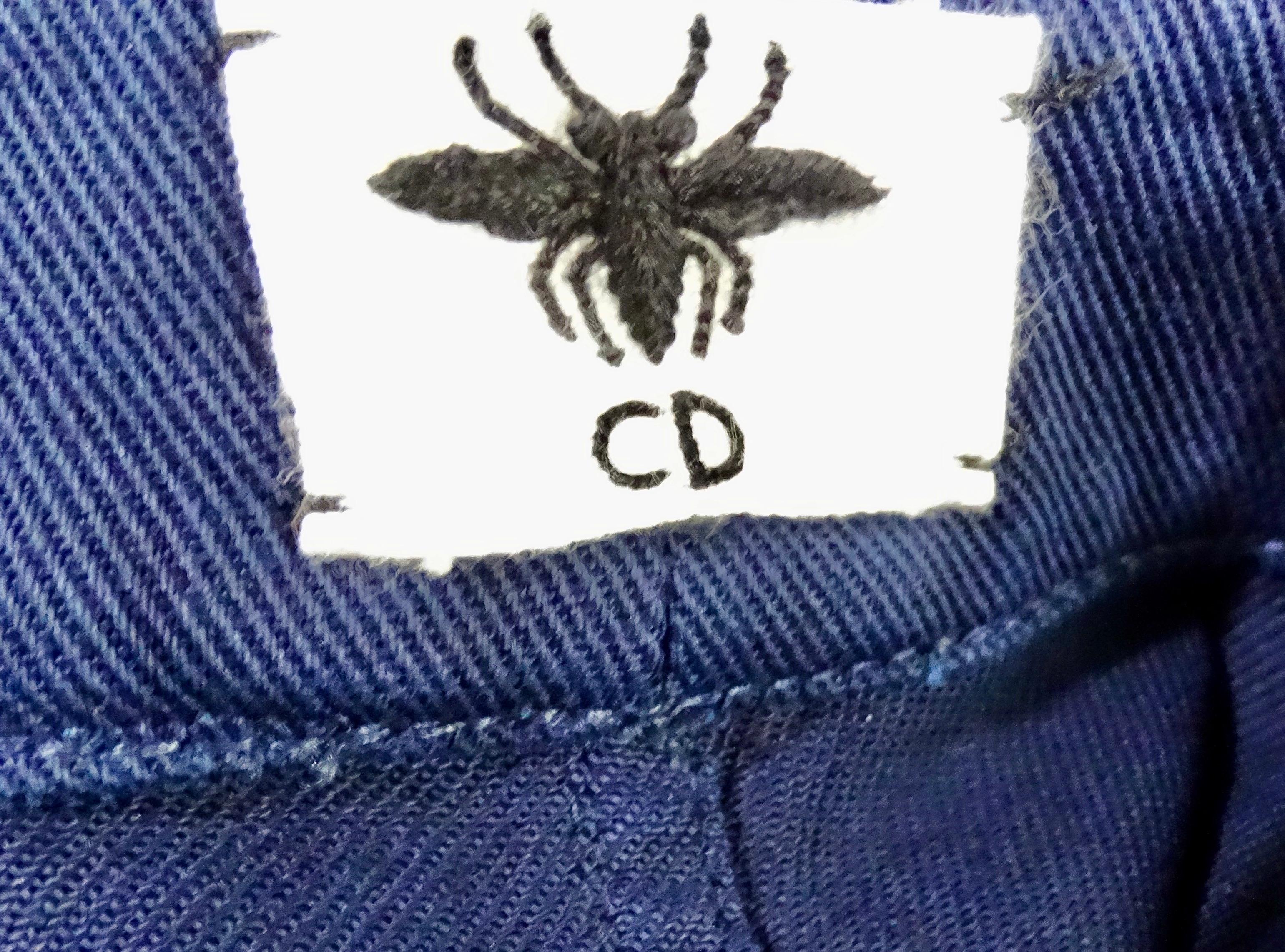 Vaqueros acampanados Christian Dior estilo Tie-Dye en azul noche en venta 1