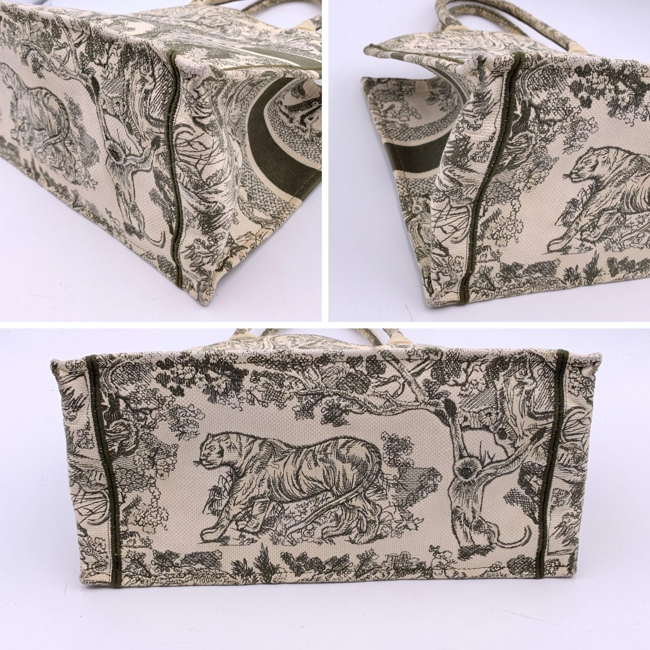 Christian Dior Military Green Toile De Jouy Medium Book Tote Bag In Good Condition In Rome, Rome