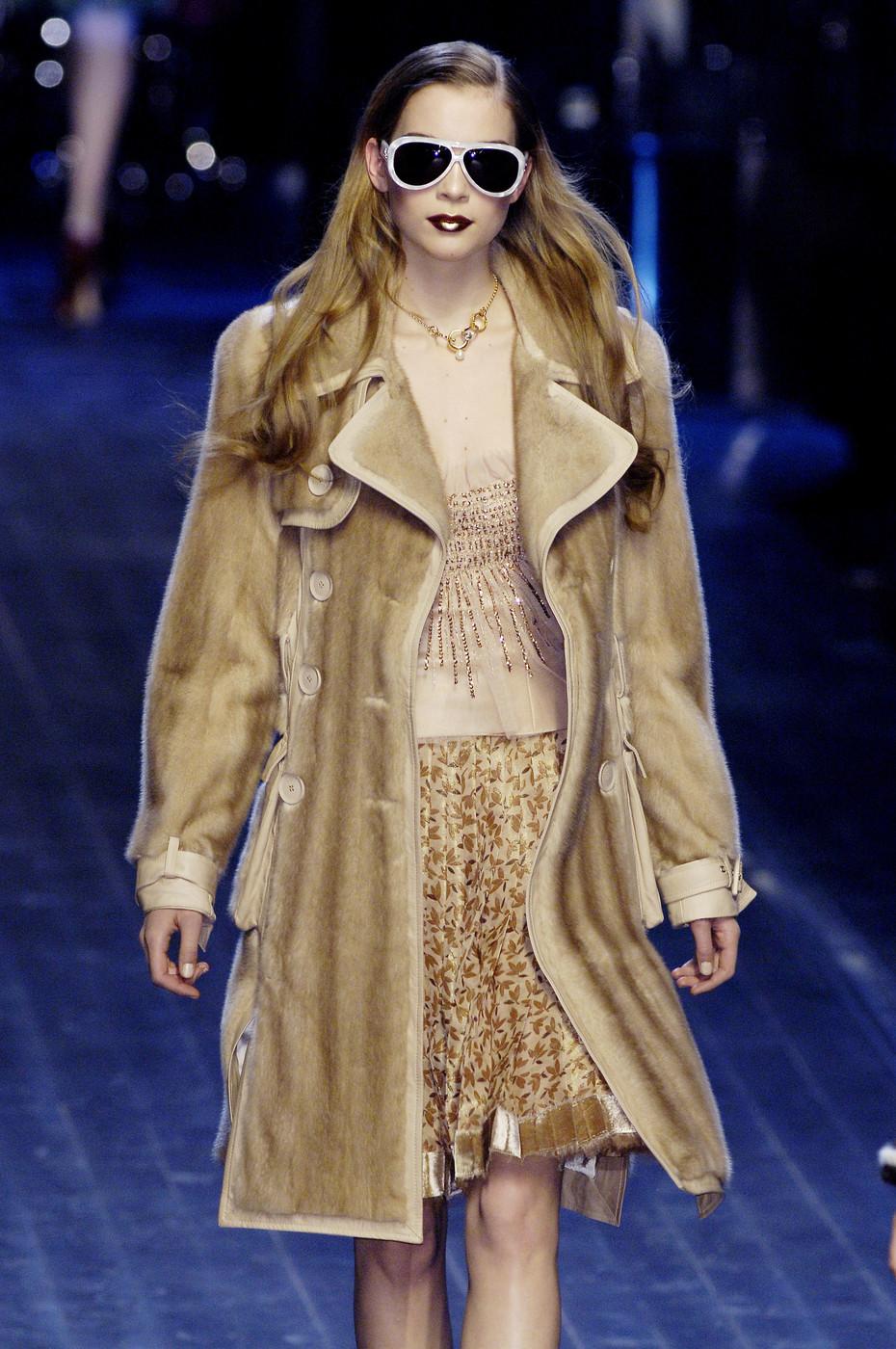 Trench-coat Christian Dior en fourrure de vison et cuir d'agneau, saison 2005 en vente 2