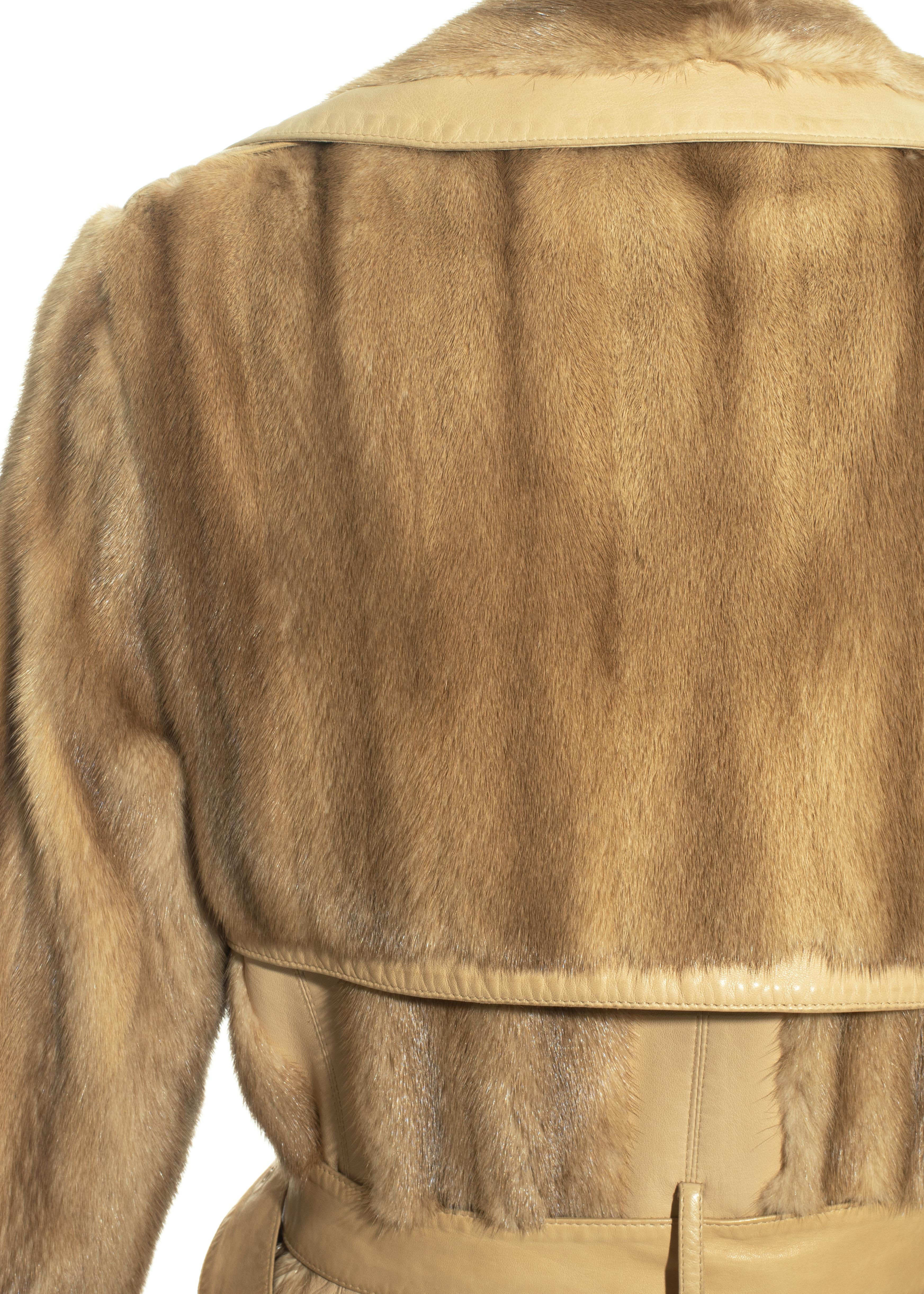Trench-coat Christian Dior en fourrure de vison et cuir d'agneau, saison 2005 en vente 4