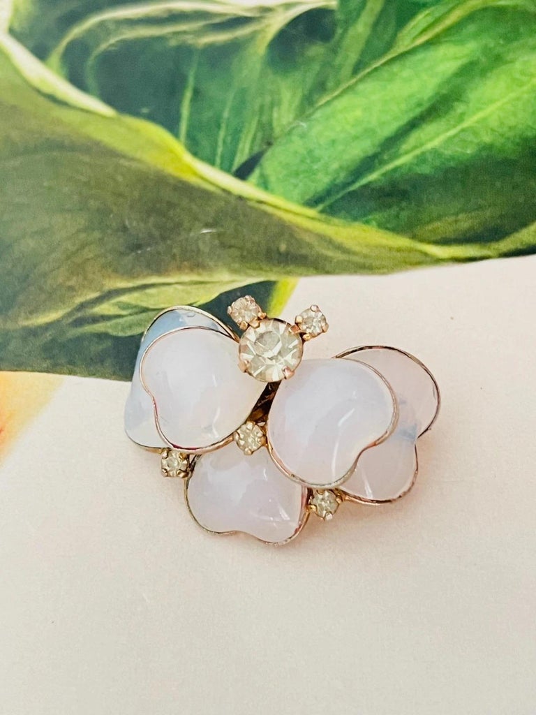 Christian Dior Mitchel Maer 1950s Flower Double Layer White  display picture 1