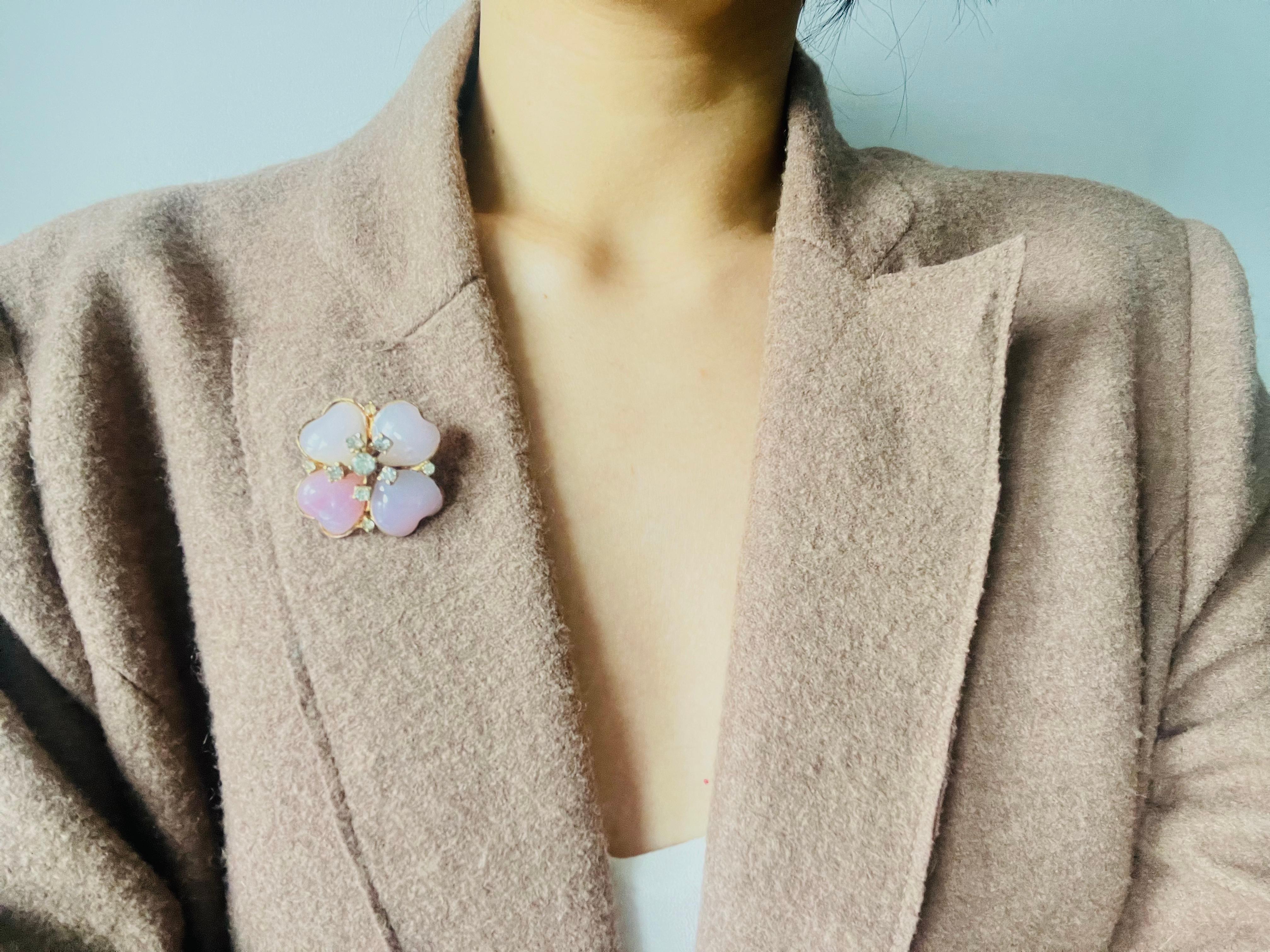 Christian Dior Mitchel Maer for Christian Dior 1950s Pink Cherry Blossom Crystals Cabochon Brooch in vendita 2