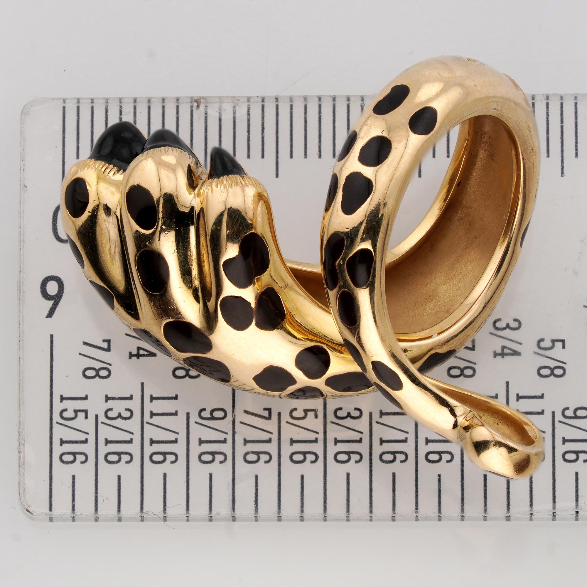 CHRISTIAN DIOR Mitza Queue de patte de léopard laquée or jaune Unisexe en vente