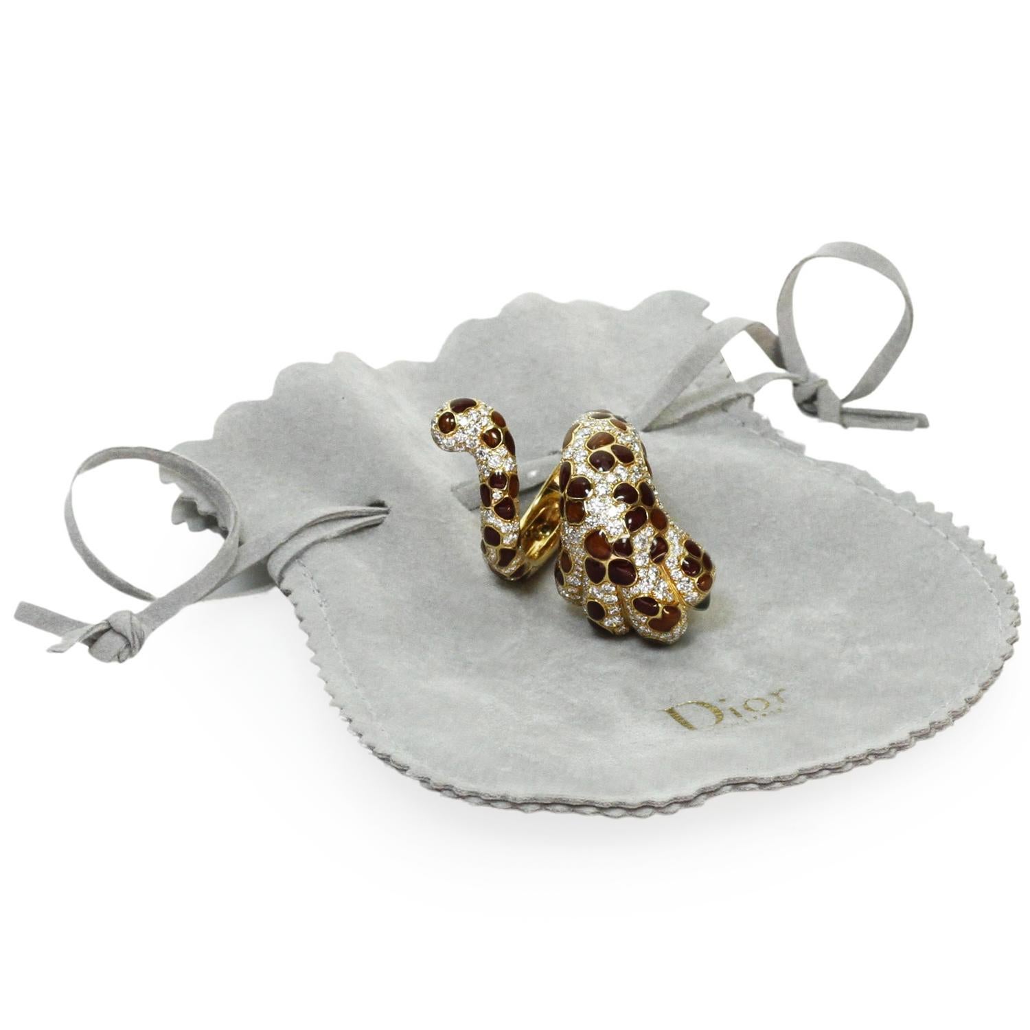 Brilliant Cut CHRISTIAN DIOR Mitzah Leopard Paw Diamond Enamel Lacquer Yellow Gold Ring For Sale