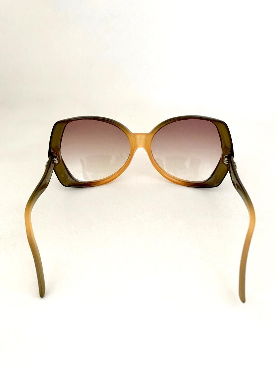 Christian Dior Model D06 Gradient Amber Khaki Oversized Sunglasses, 1970s In Excellent Condition For Sale In Munich, DE