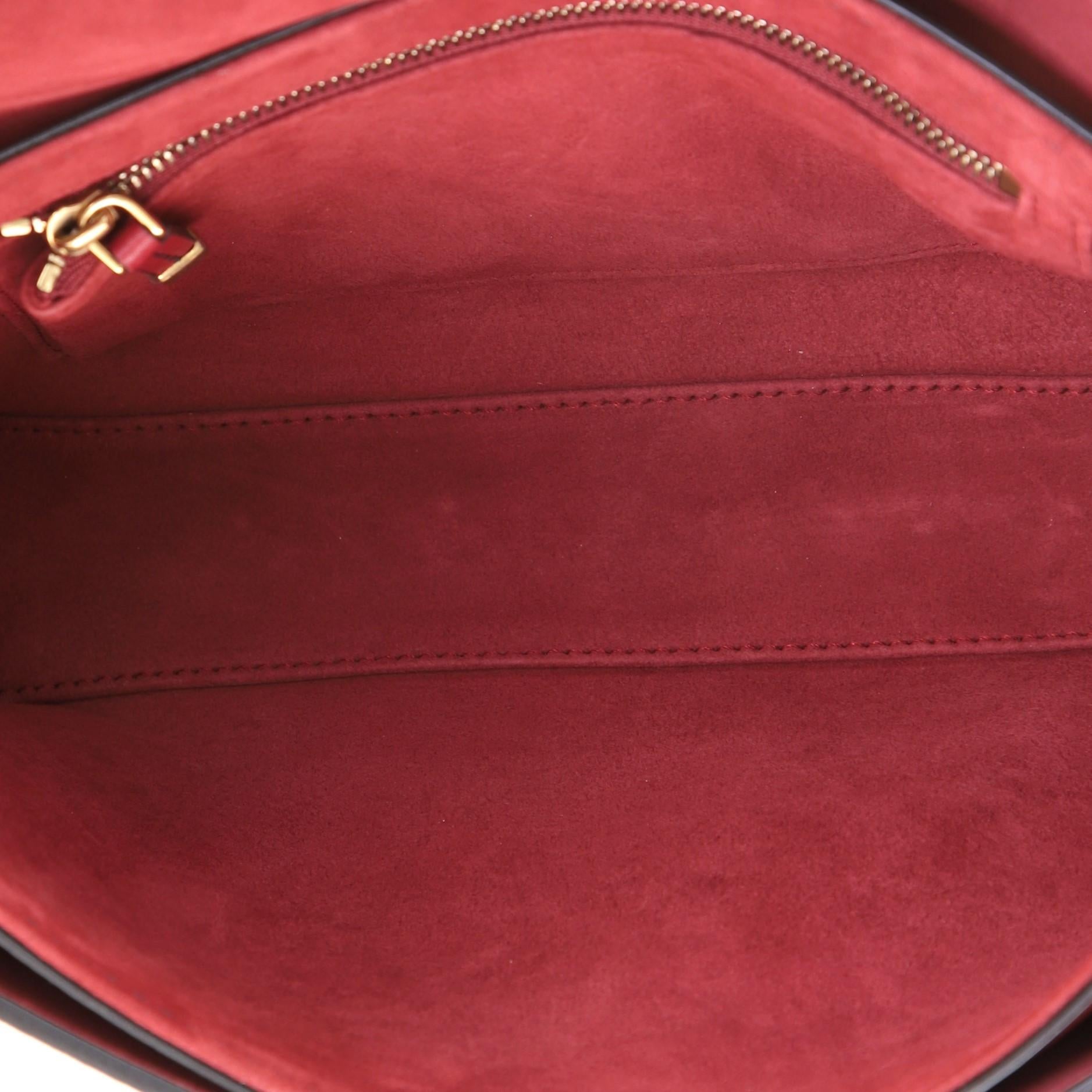 Christian Dior Model: Dio(r)evolution Flap Bag Leather Medium 1